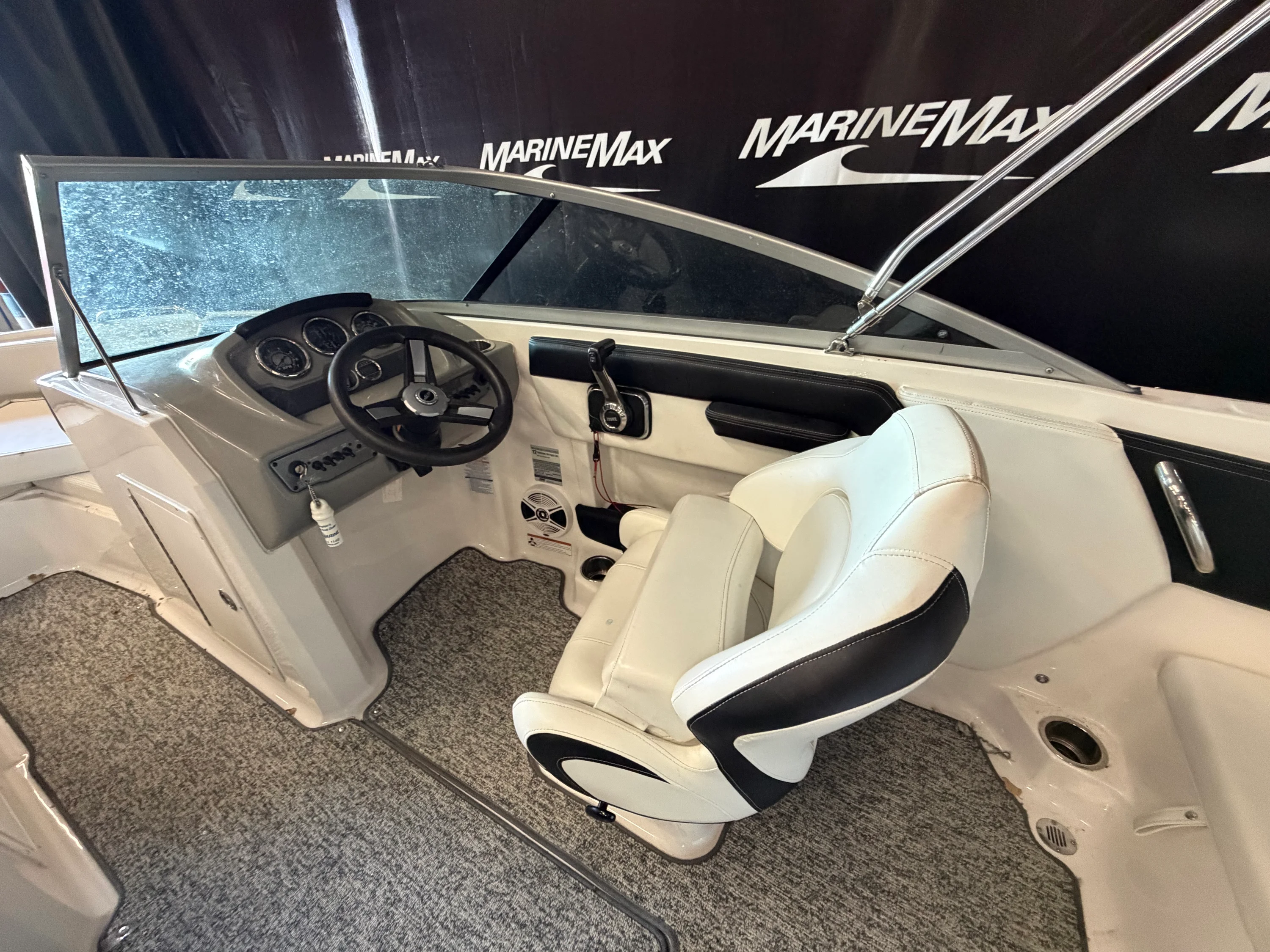 2018 Chaparral 21 H20 DELUXE Image Thumbnail #26