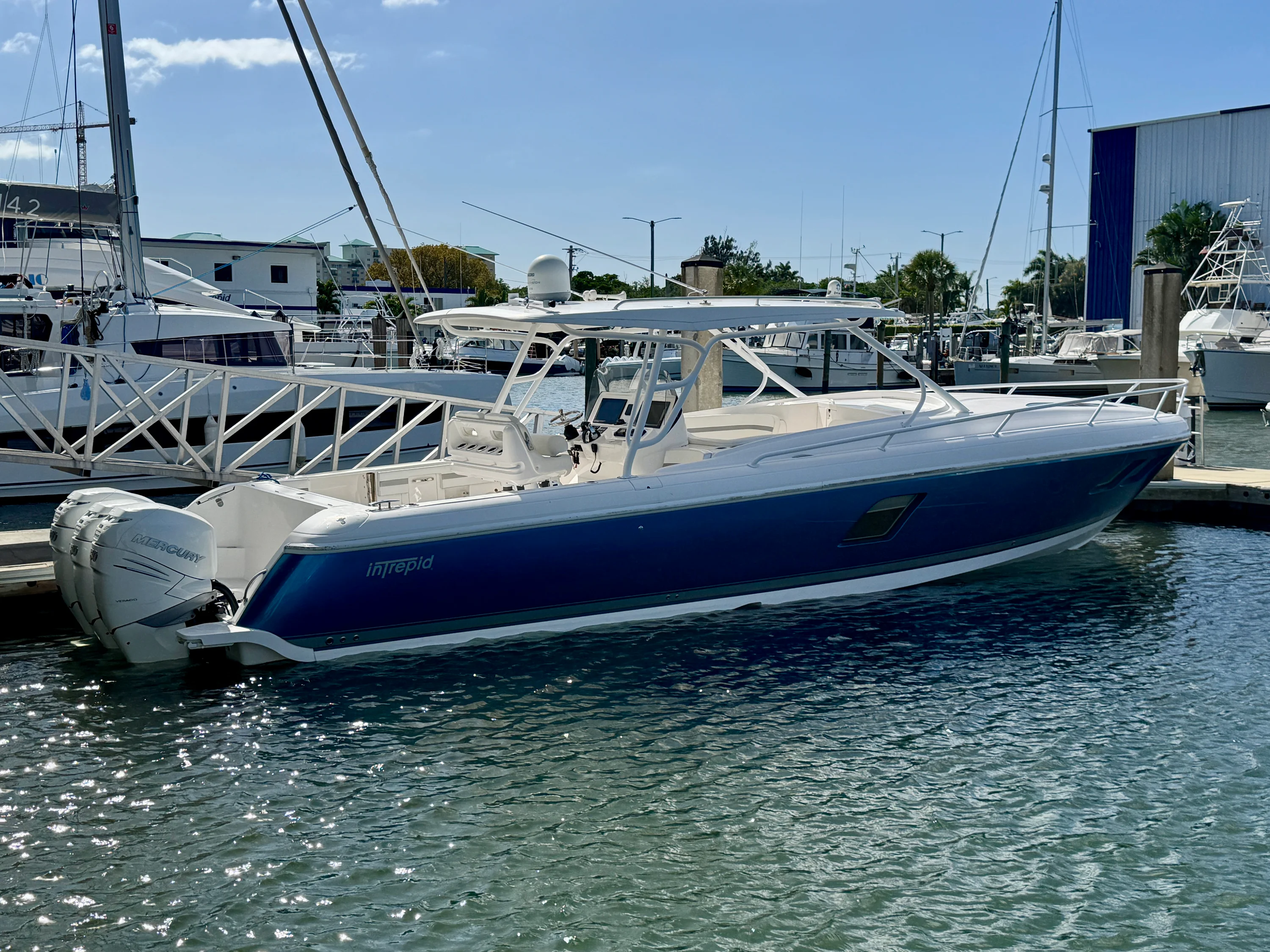 2019 Intrepid 407 CUDDY Image Thumbnail #0