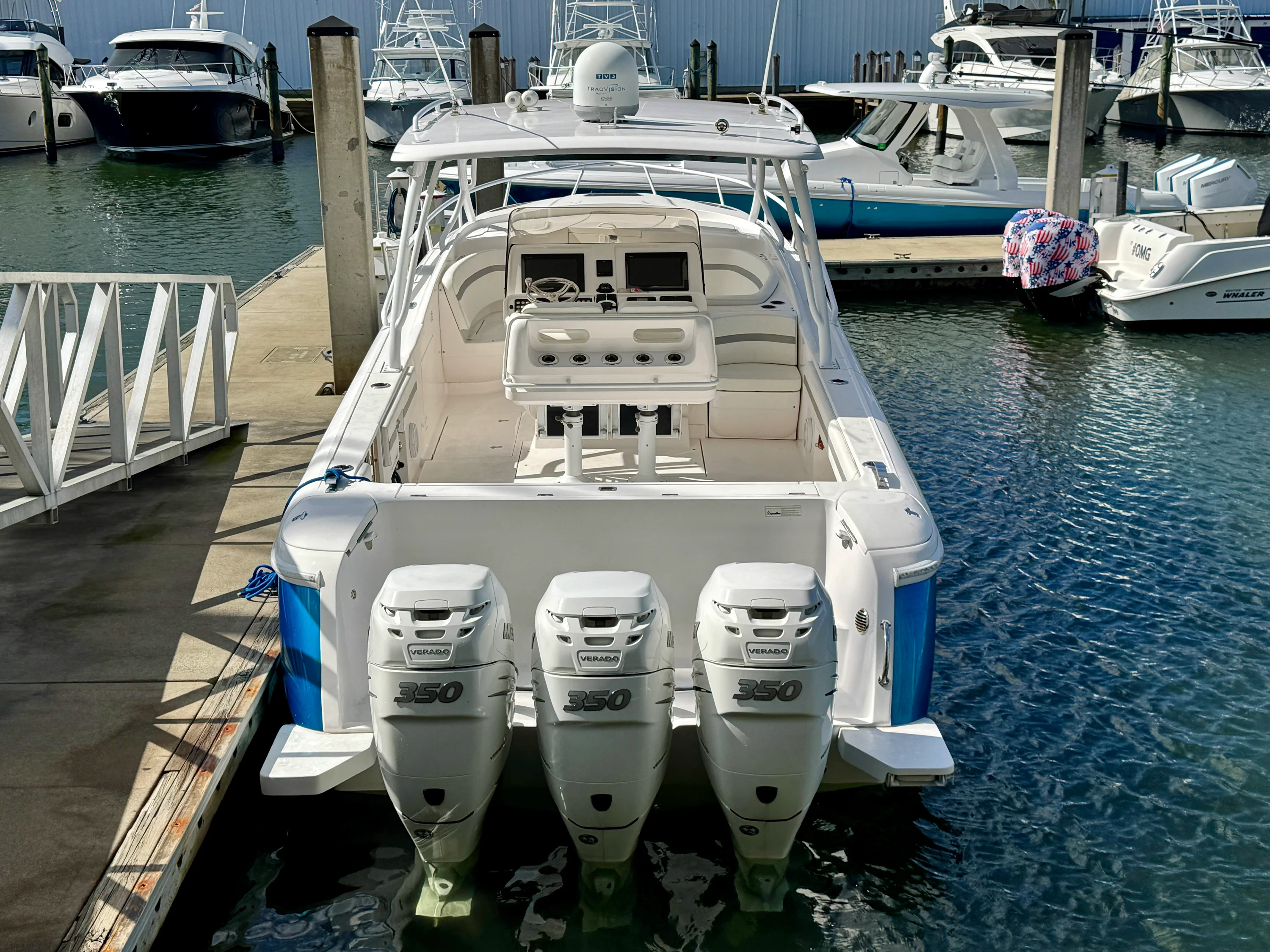2019 Intrepid 407 CUDDY Image Thumbnail #5