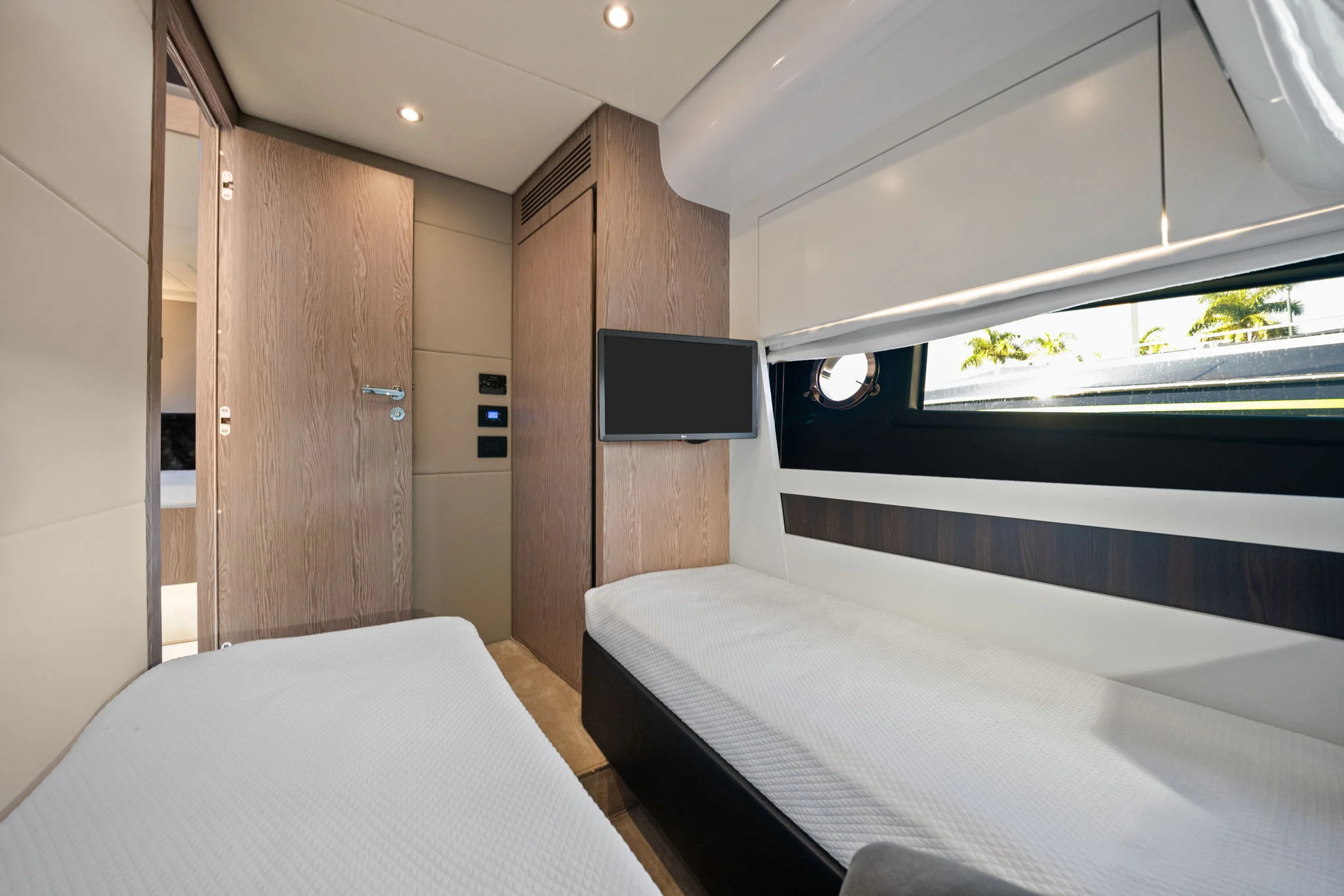 2022 Azimut S6 Image Thumbnail #70