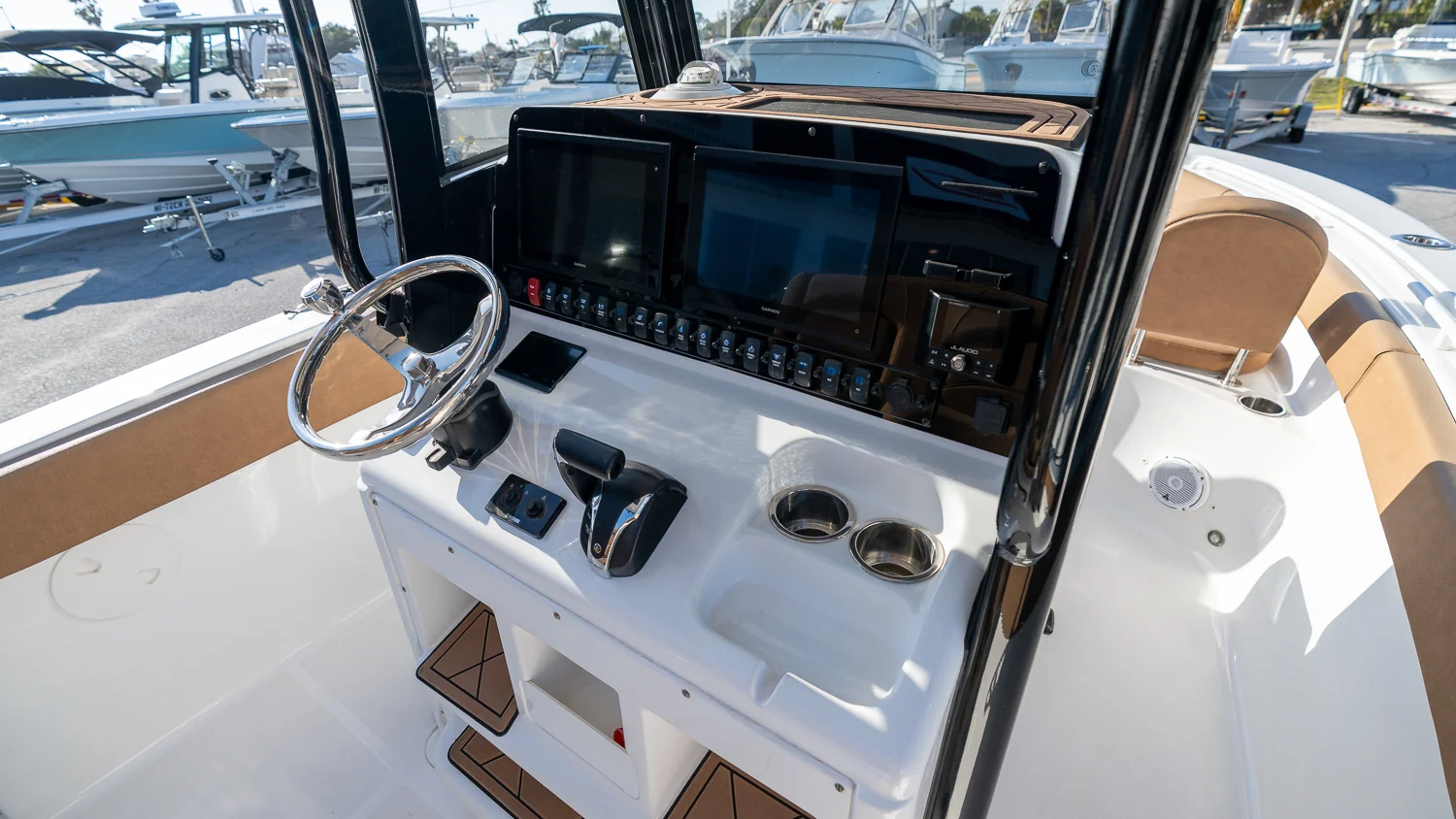 2021 Sea Hunt 25 ULTRA Image Thumbnail #14