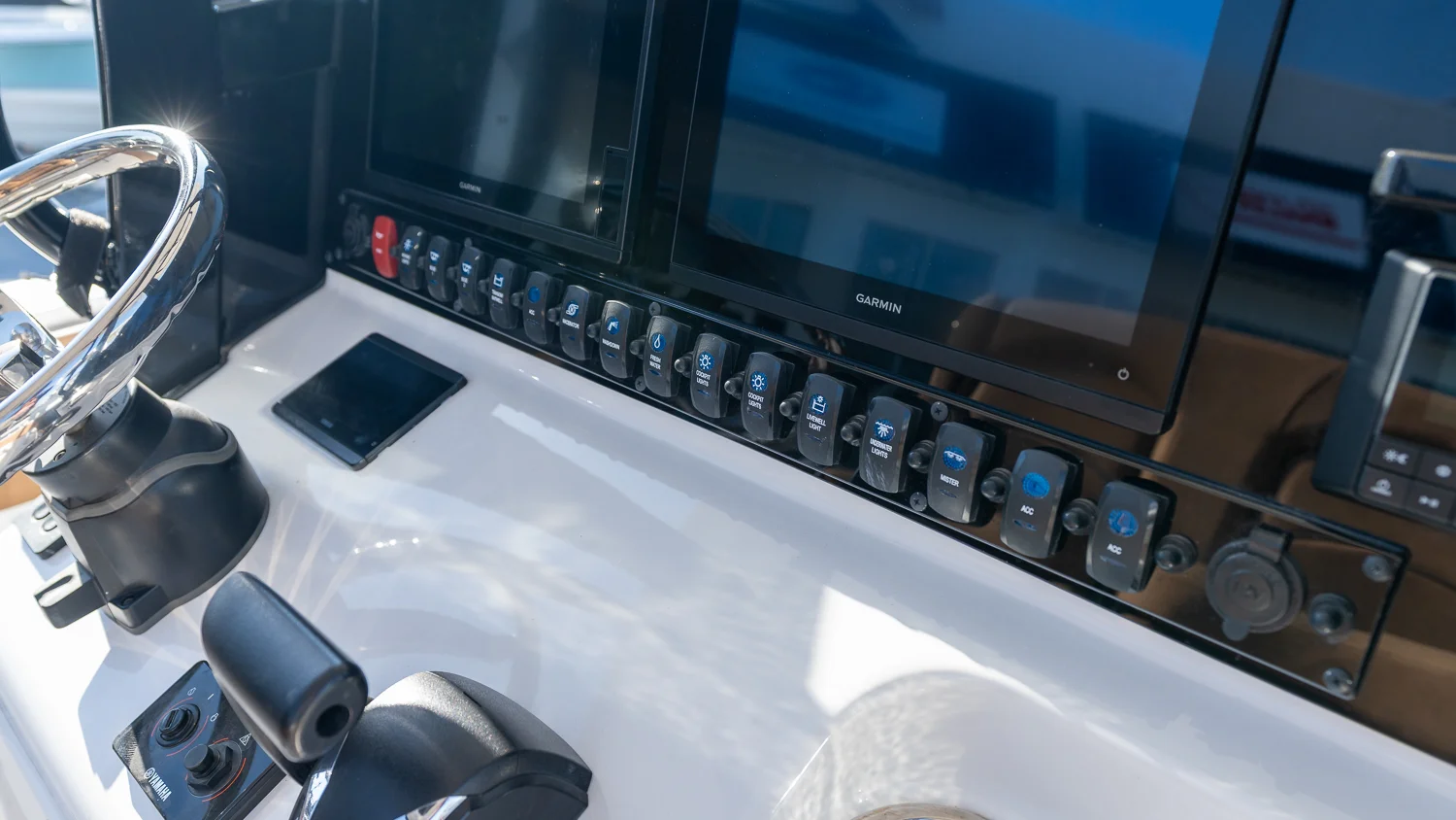 2021 Sea Hunt 25 ULTRA Image Thumbnail #15