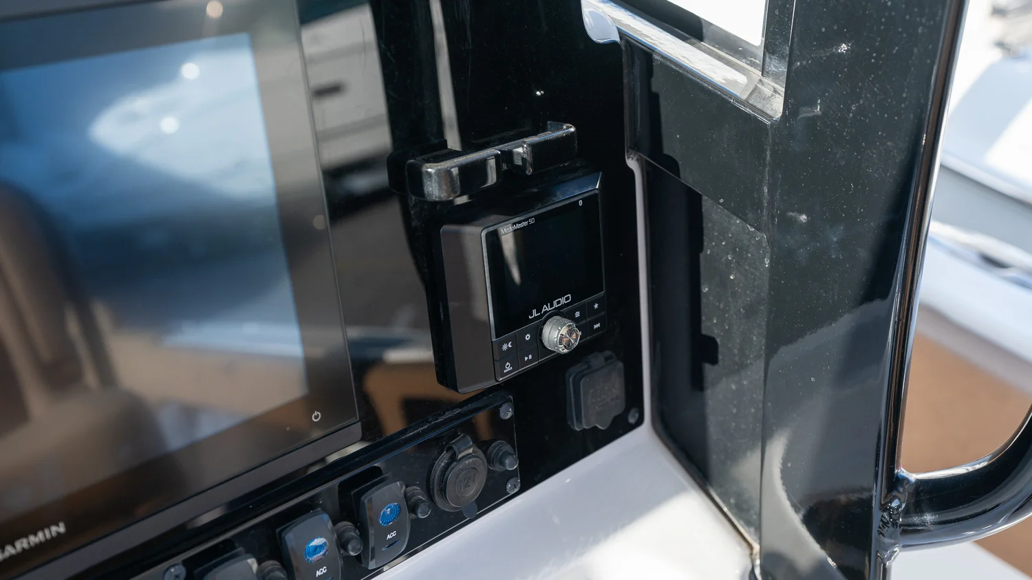 2021 Sea Hunt 25 ULTRA Image Thumbnail #20