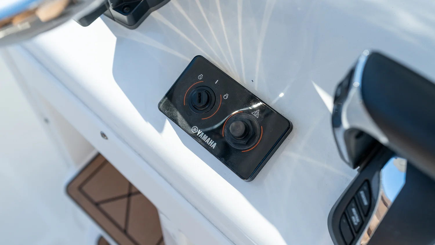 2021 Sea Hunt 25 ULTRA Image Thumbnail #18