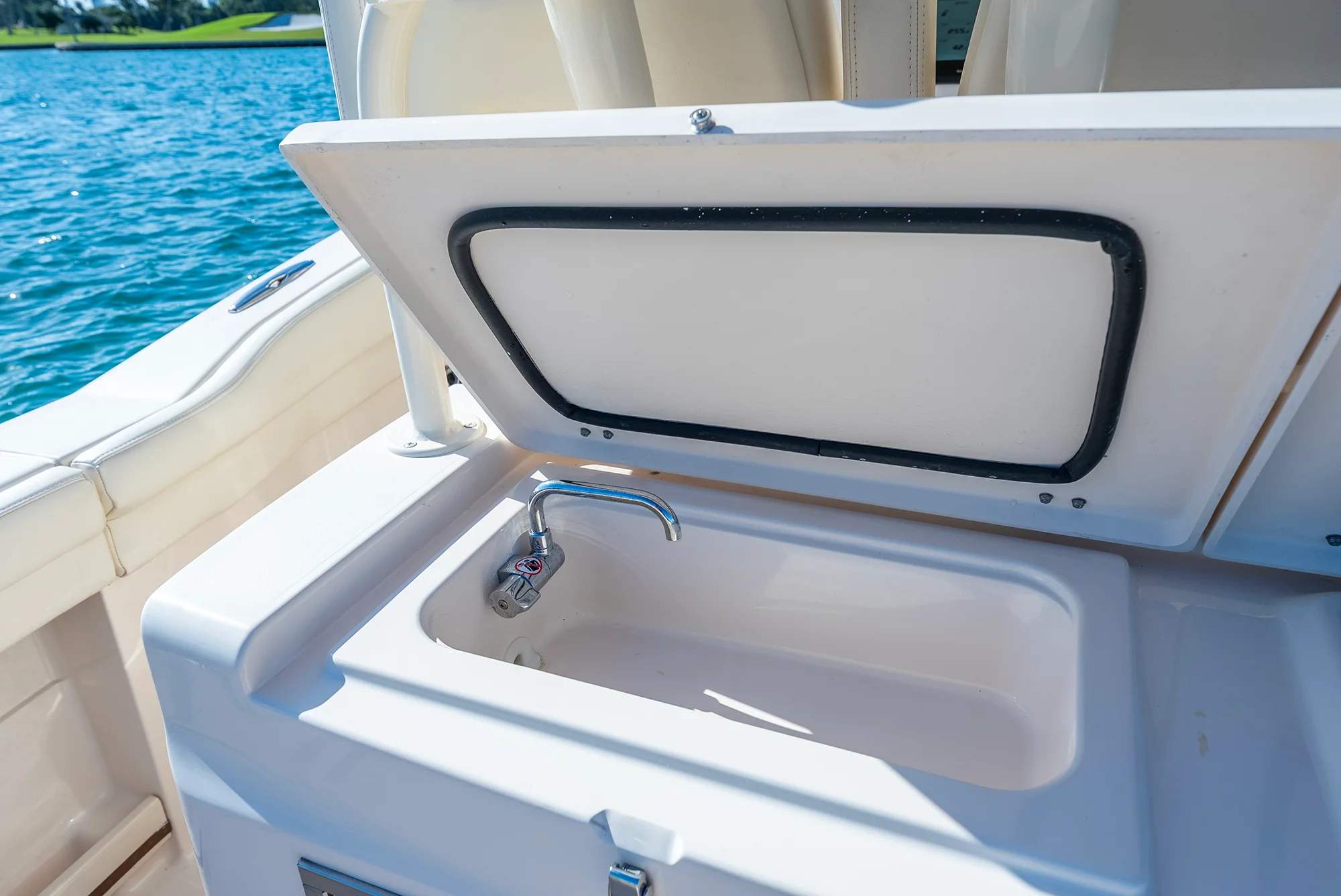 2024 Grady-White 326 CAN Image Thumbnail #58