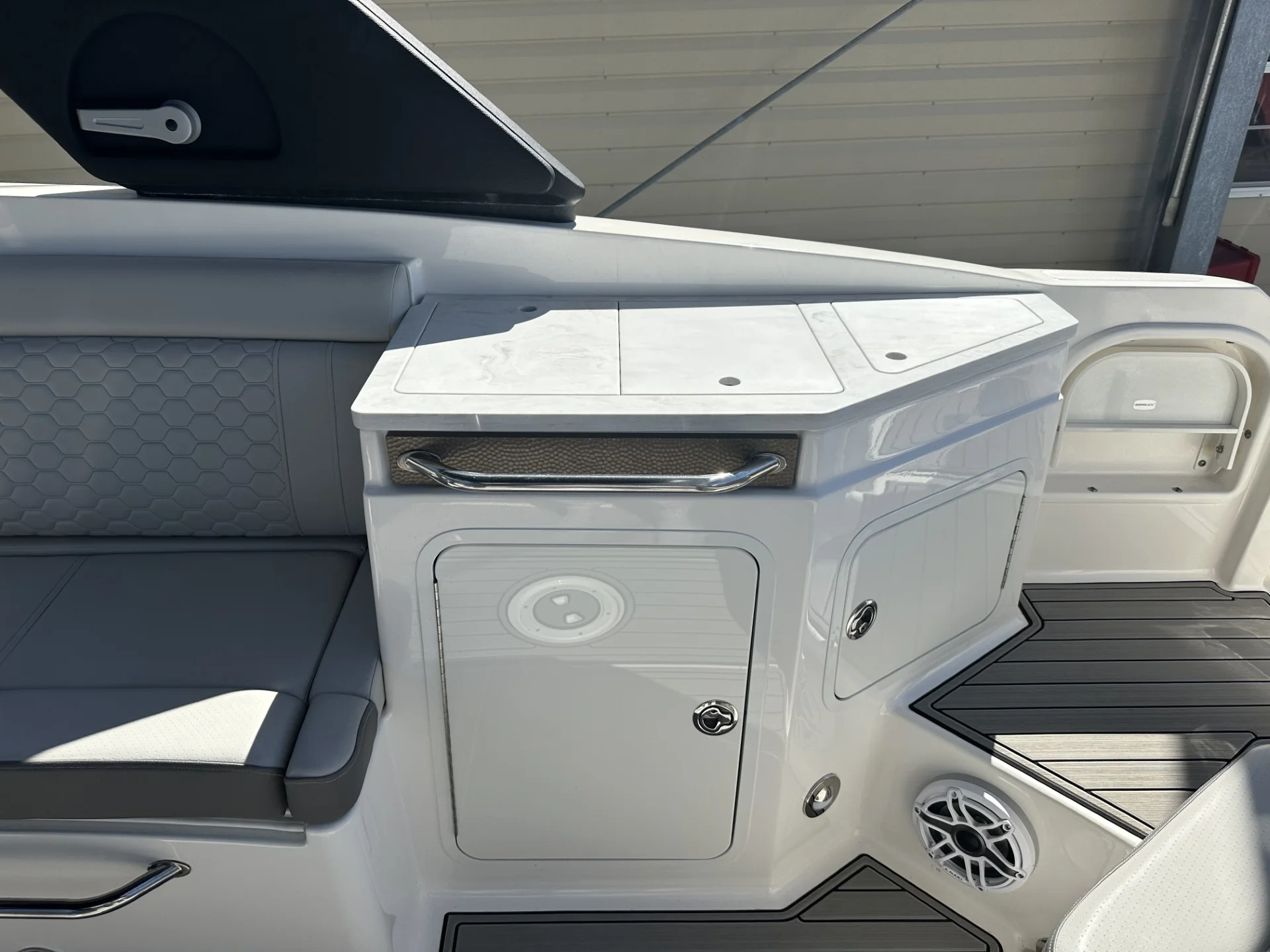 2024 Sea Ray 290 SD-OB Image Thumbnail #23