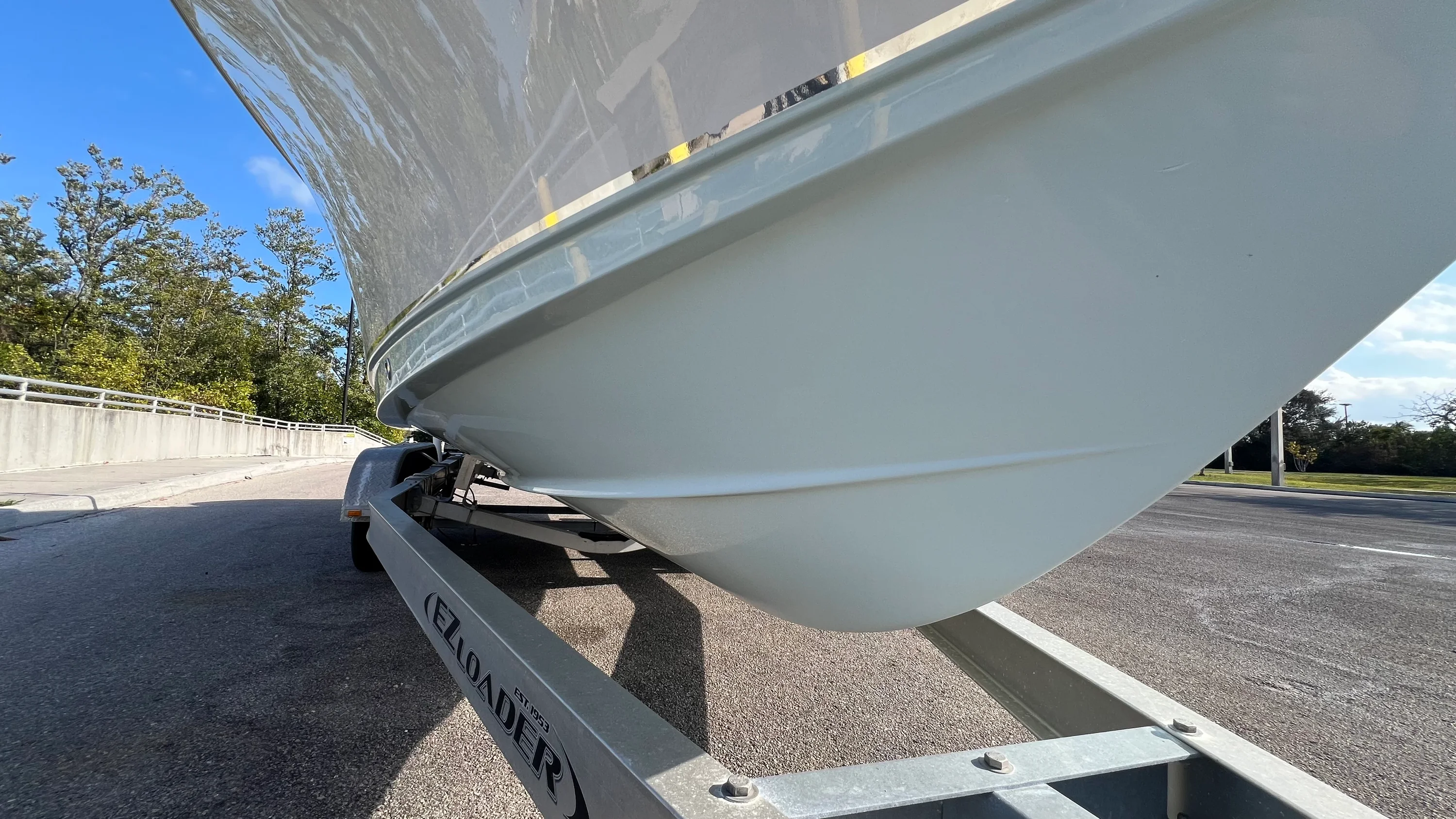 2017 Sea Hunt ULTRA 234 Image Thumbnail #37