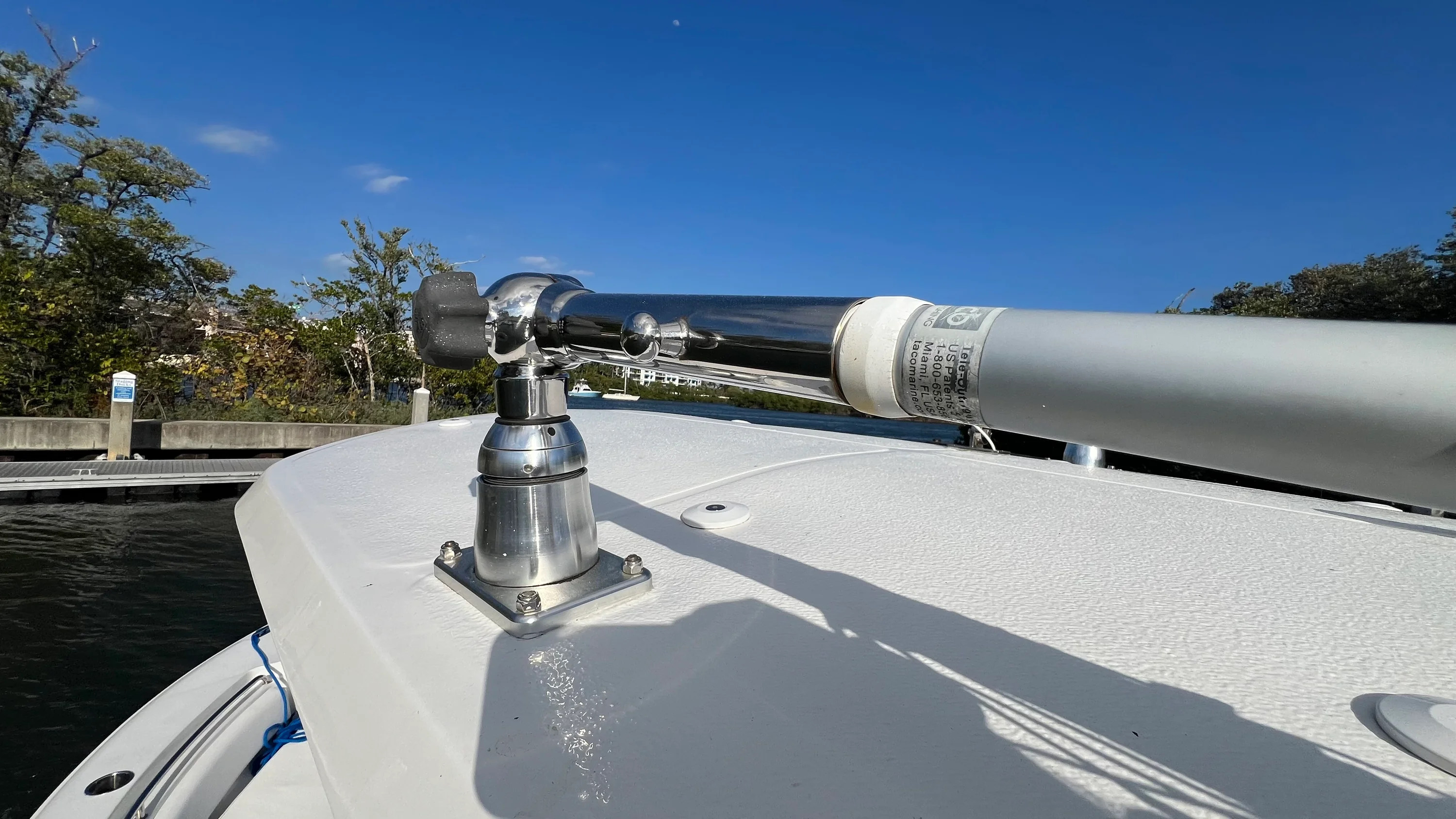 2017 Sea Hunt ULTRA 234 Image Thumbnail #15