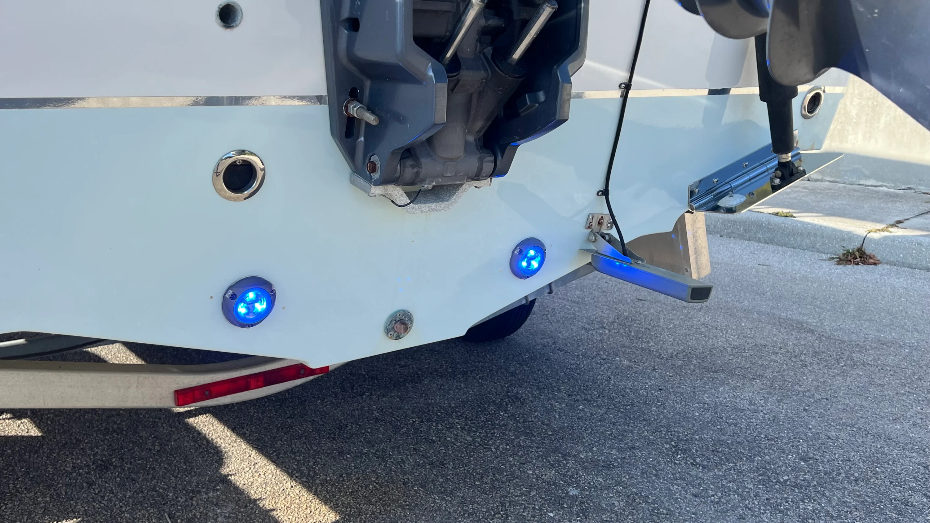 2017 Sea Hunt ULTRA 234 Image Thumbnail #42