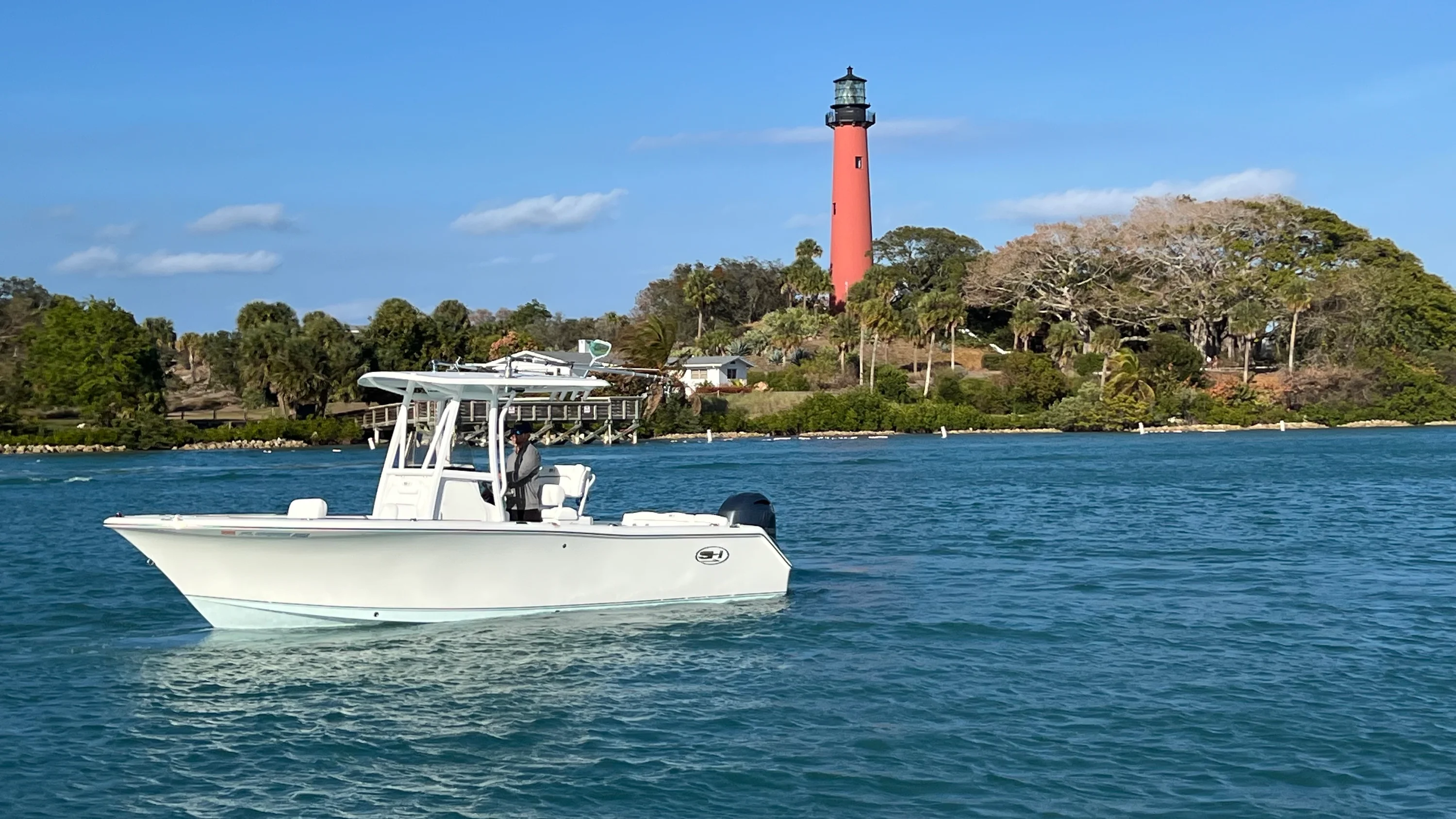 2017 Sea Hunt ULTRA 234 Image Thumbnail #6