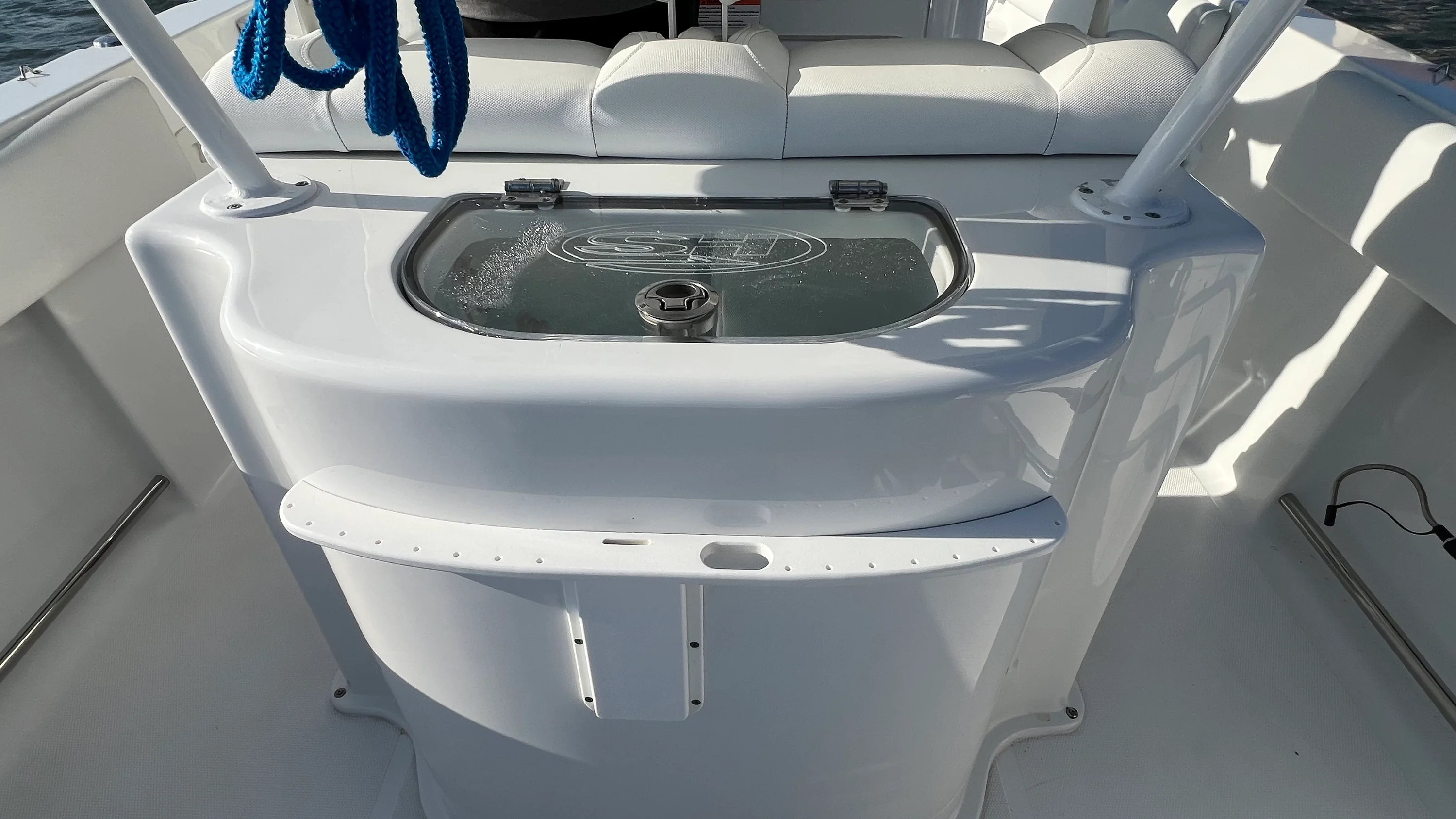 2017 Sea Hunt ULTRA 234 Image Thumbnail #13