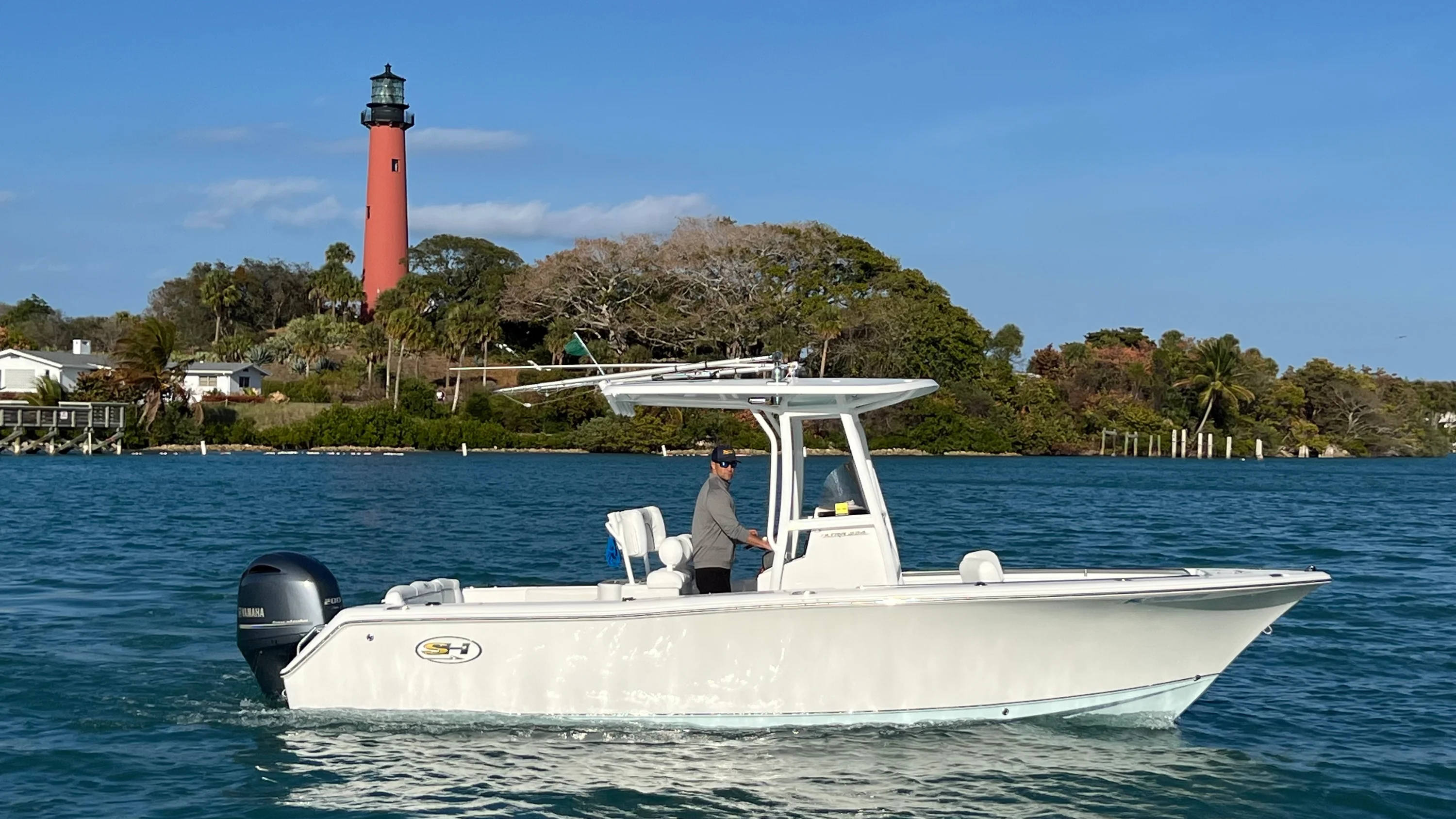 2017 Sea Hunt ULTRA 234 Image Thumbnail #0