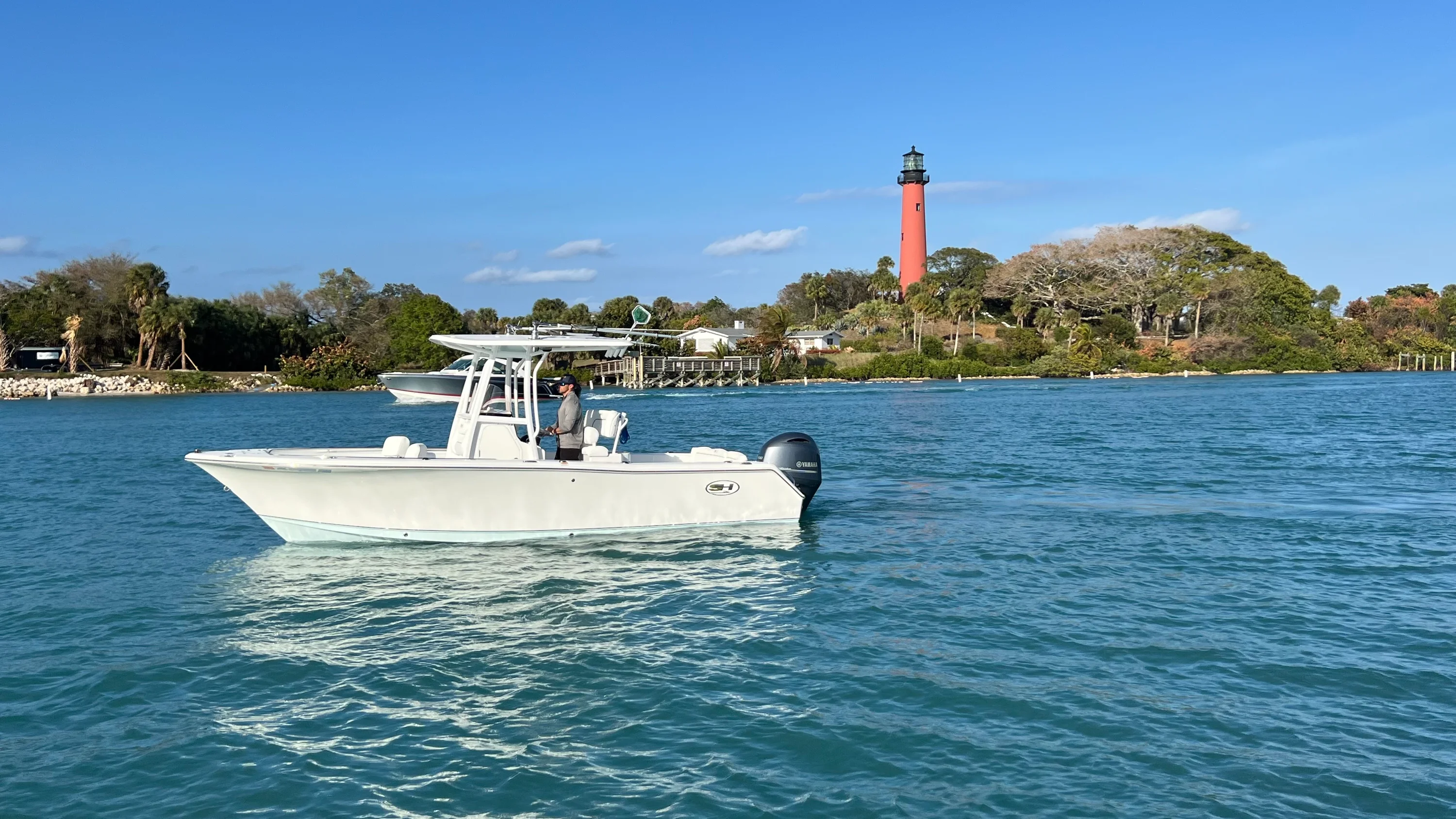 2017 Sea Hunt ULTRA 234 Image Thumbnail #7