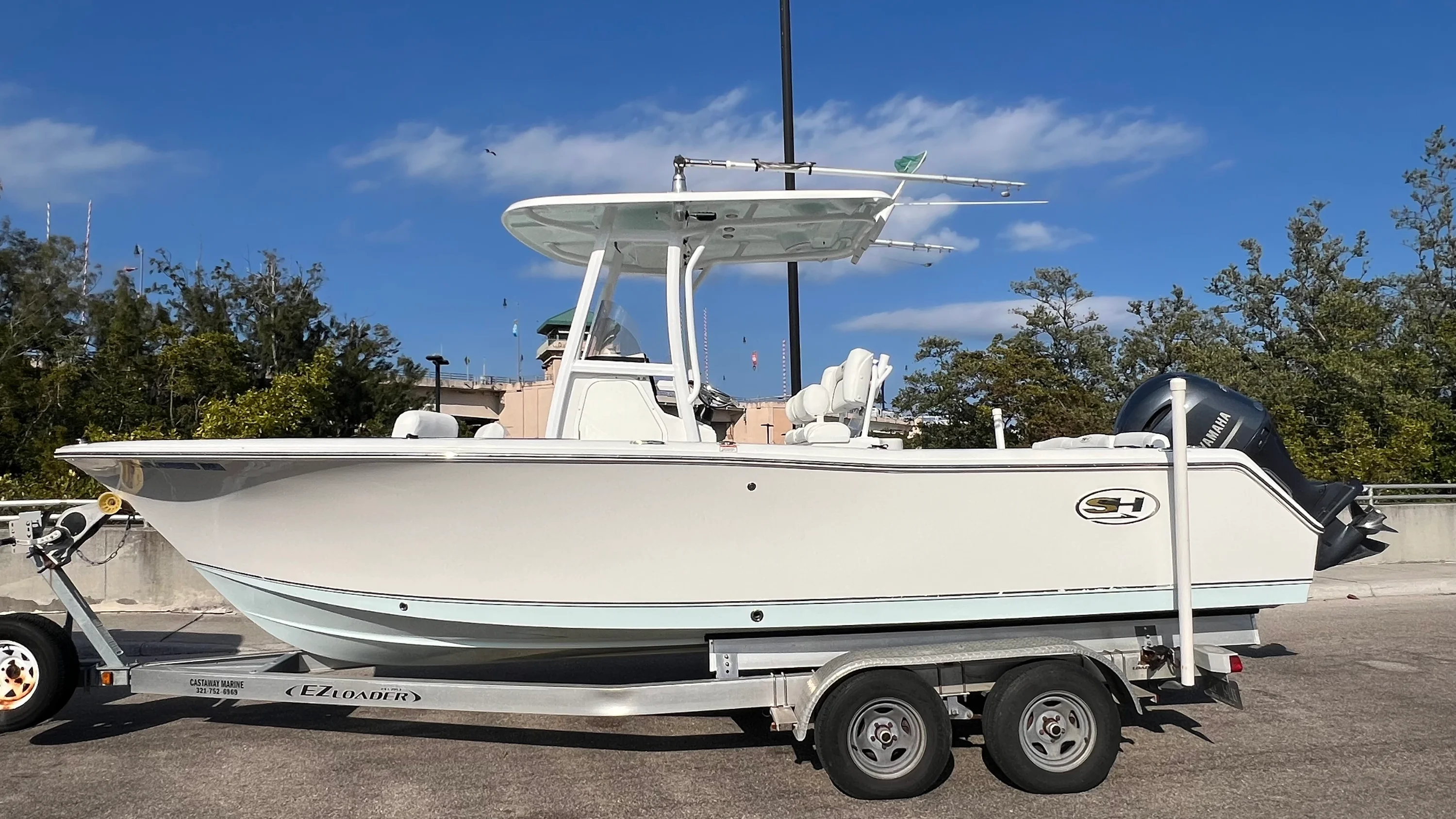 2017 Sea Hunt ULTRA 234 Image Thumbnail #45