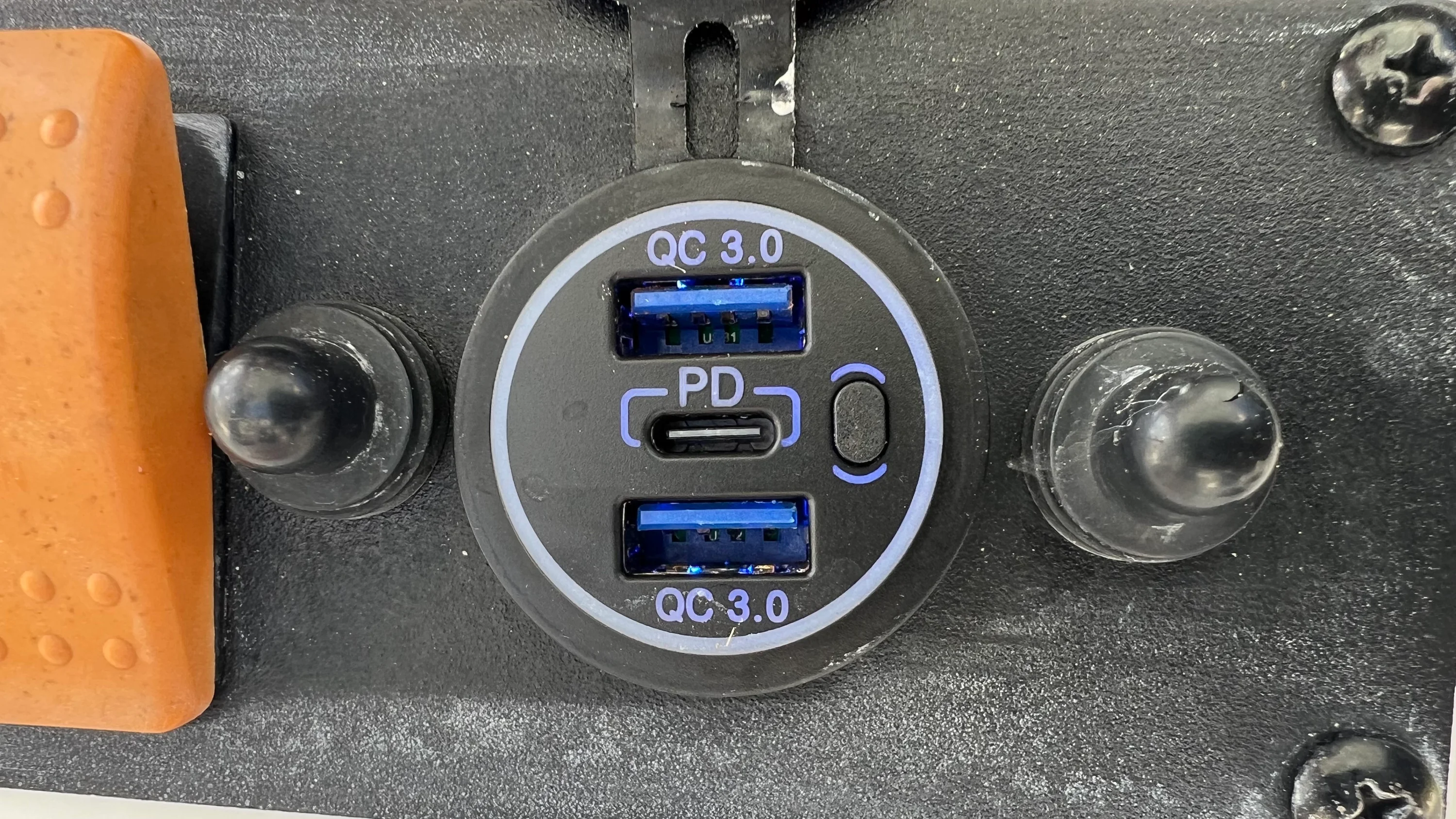 2017 Sea Hunt ULTRA 234 Image Thumbnail #23