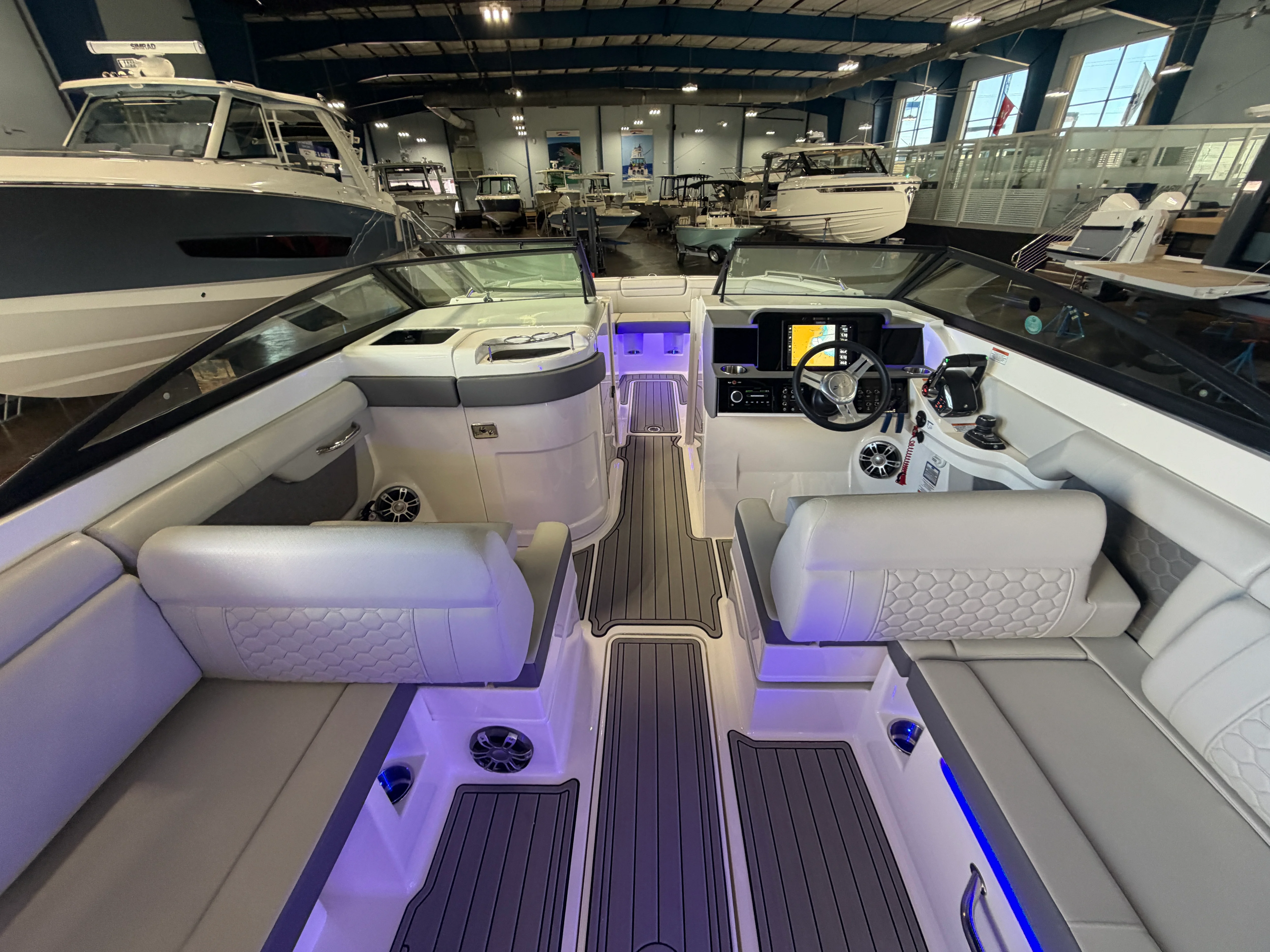 2024 Sea Ray 290 SD-OB Image Thumbnail #17