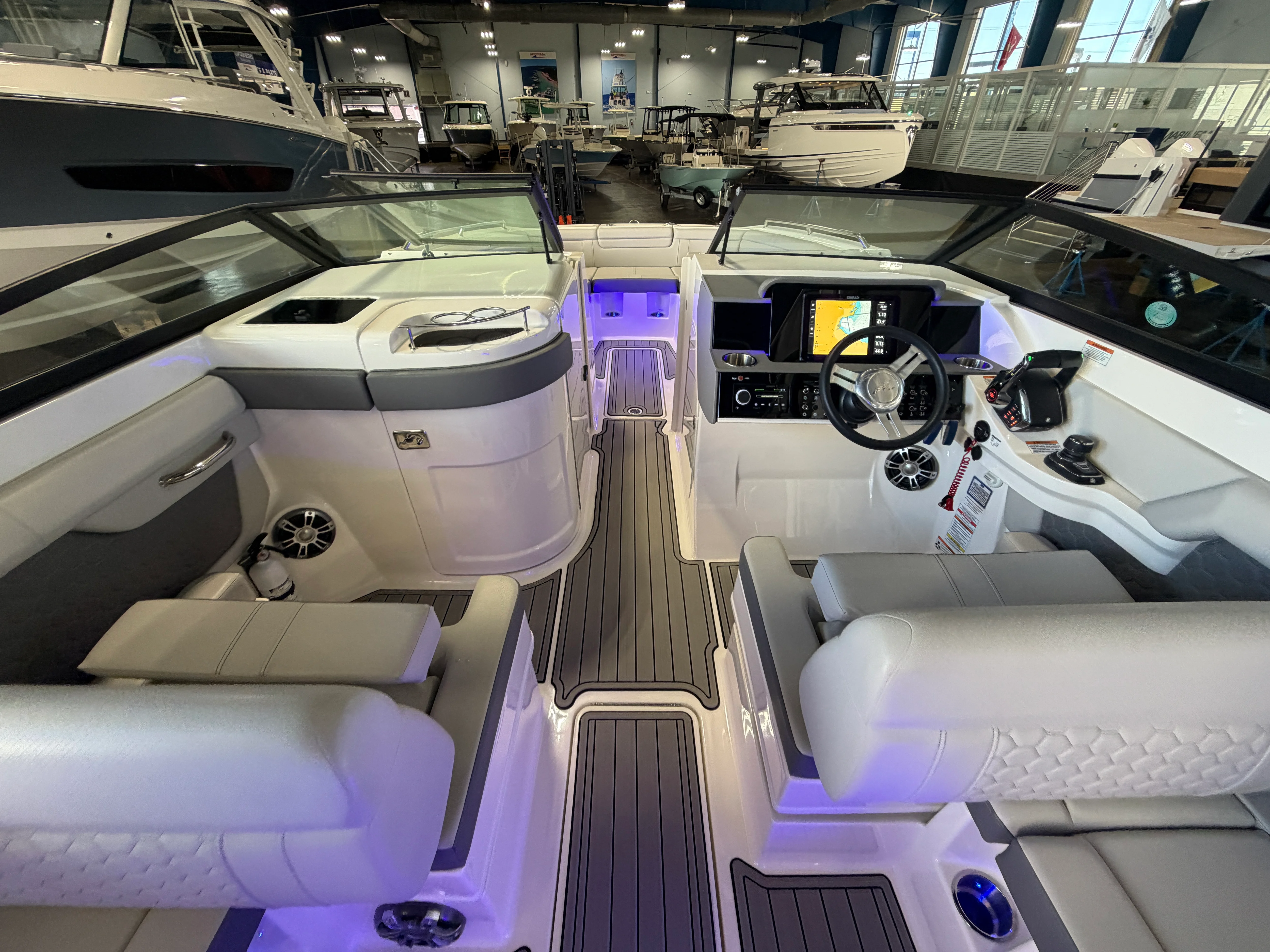 2024 Sea Ray 290 SD-OB Image Thumbnail #18