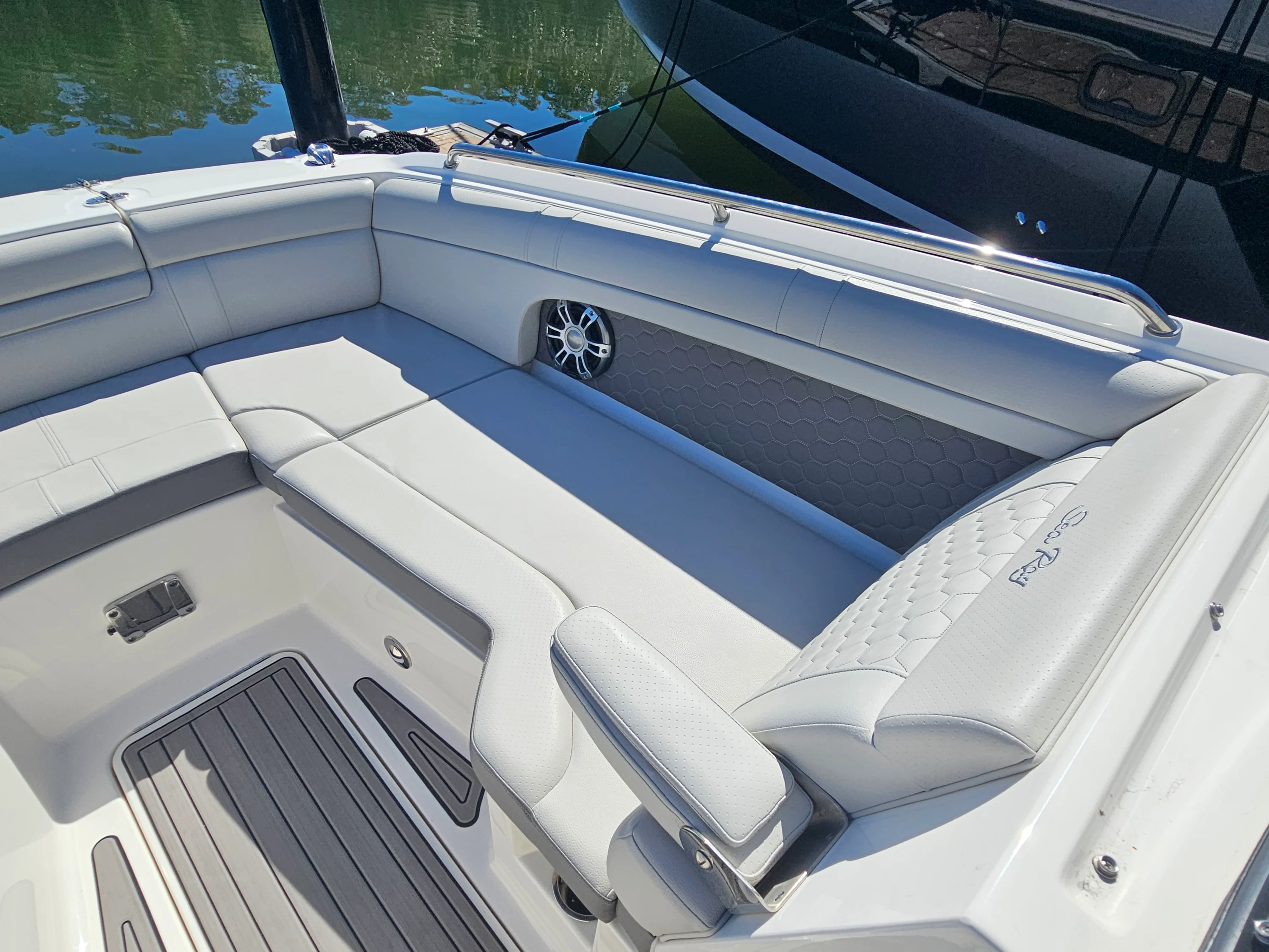 2024 Sea Ray 270 SD-OB Image Thumbnail #26