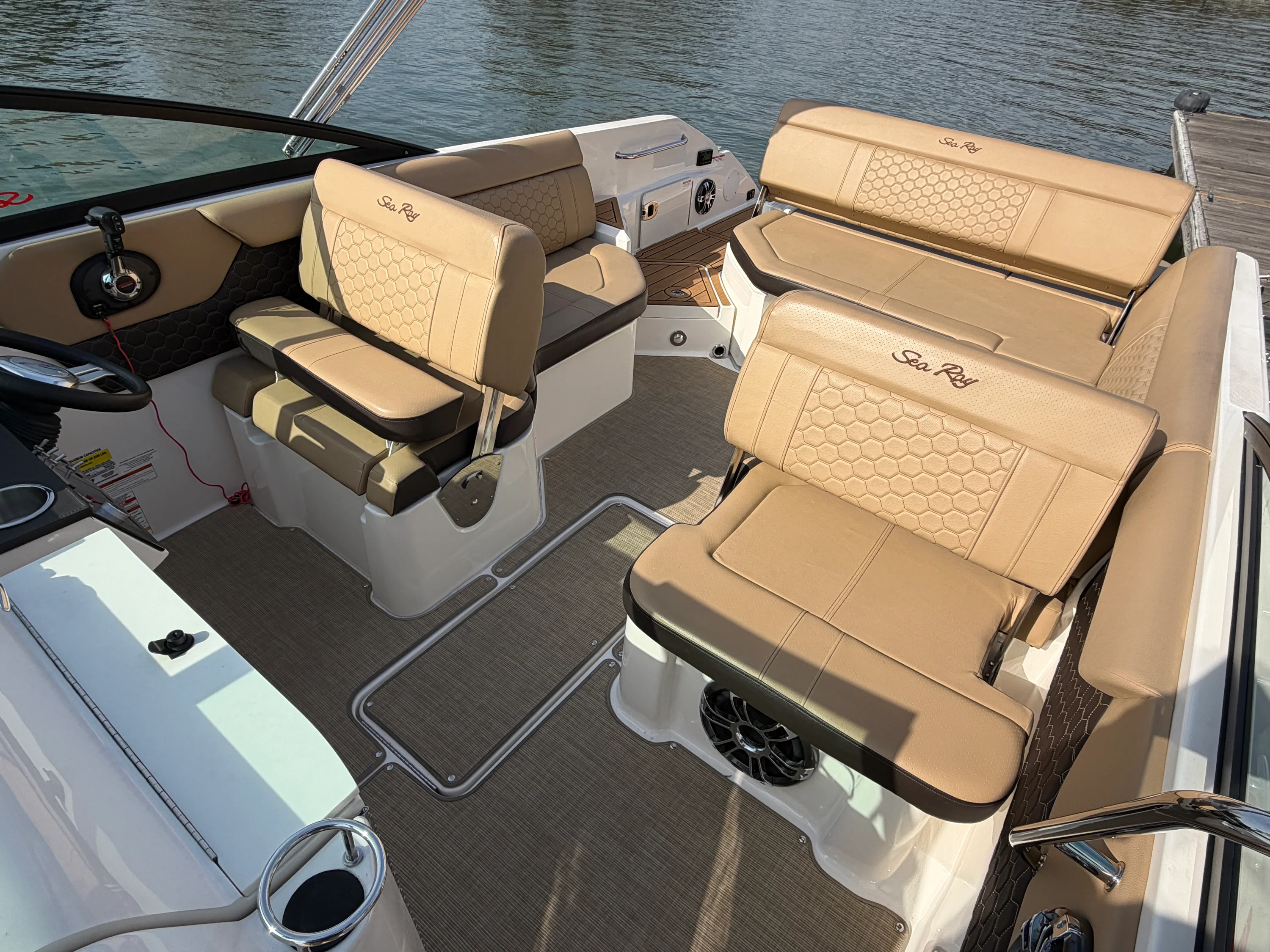 2019 Sea Ray 250 SDX Image Thumbnail #15