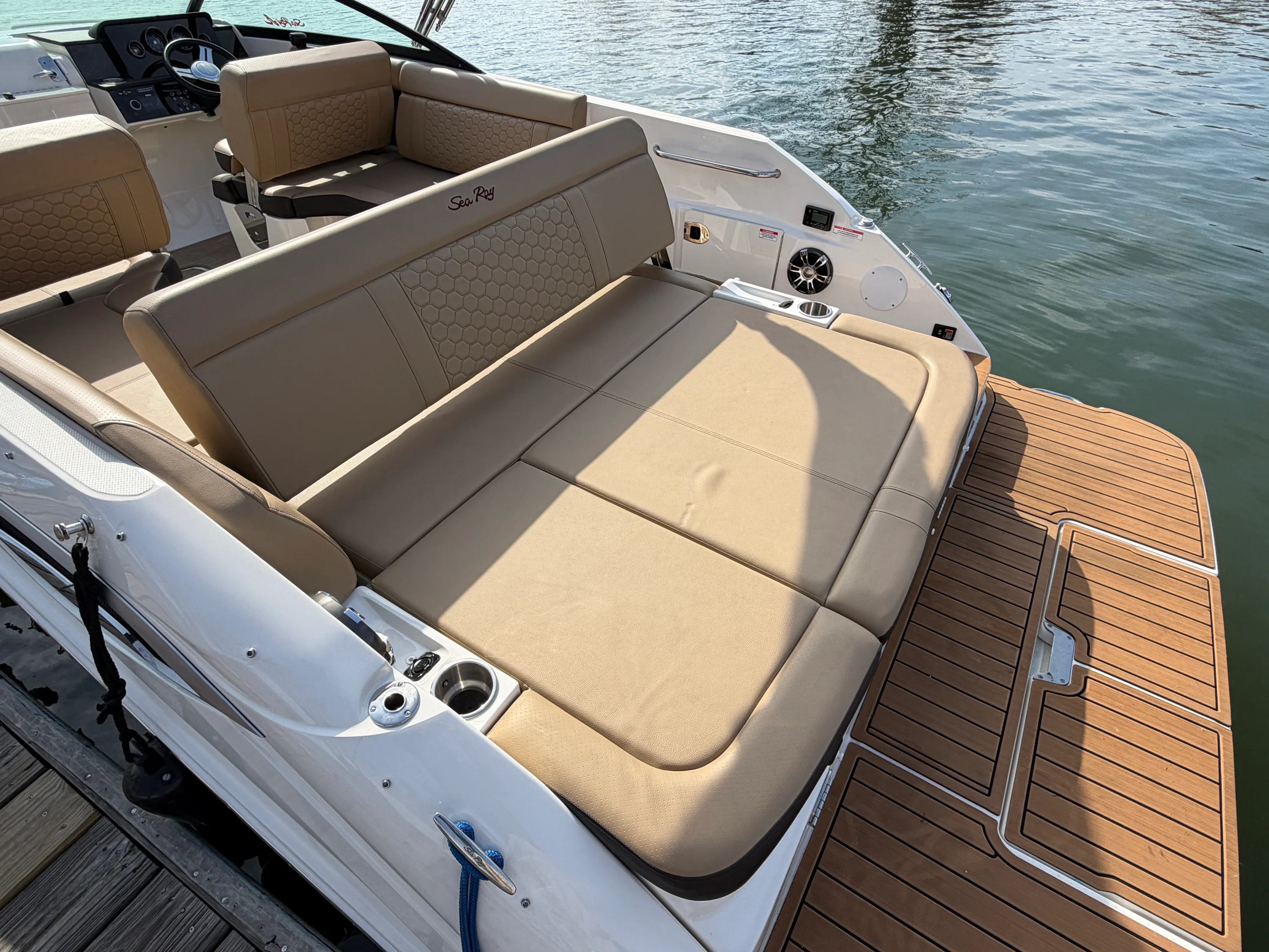 2019 Sea Ray 250 SDX Image Thumbnail #26