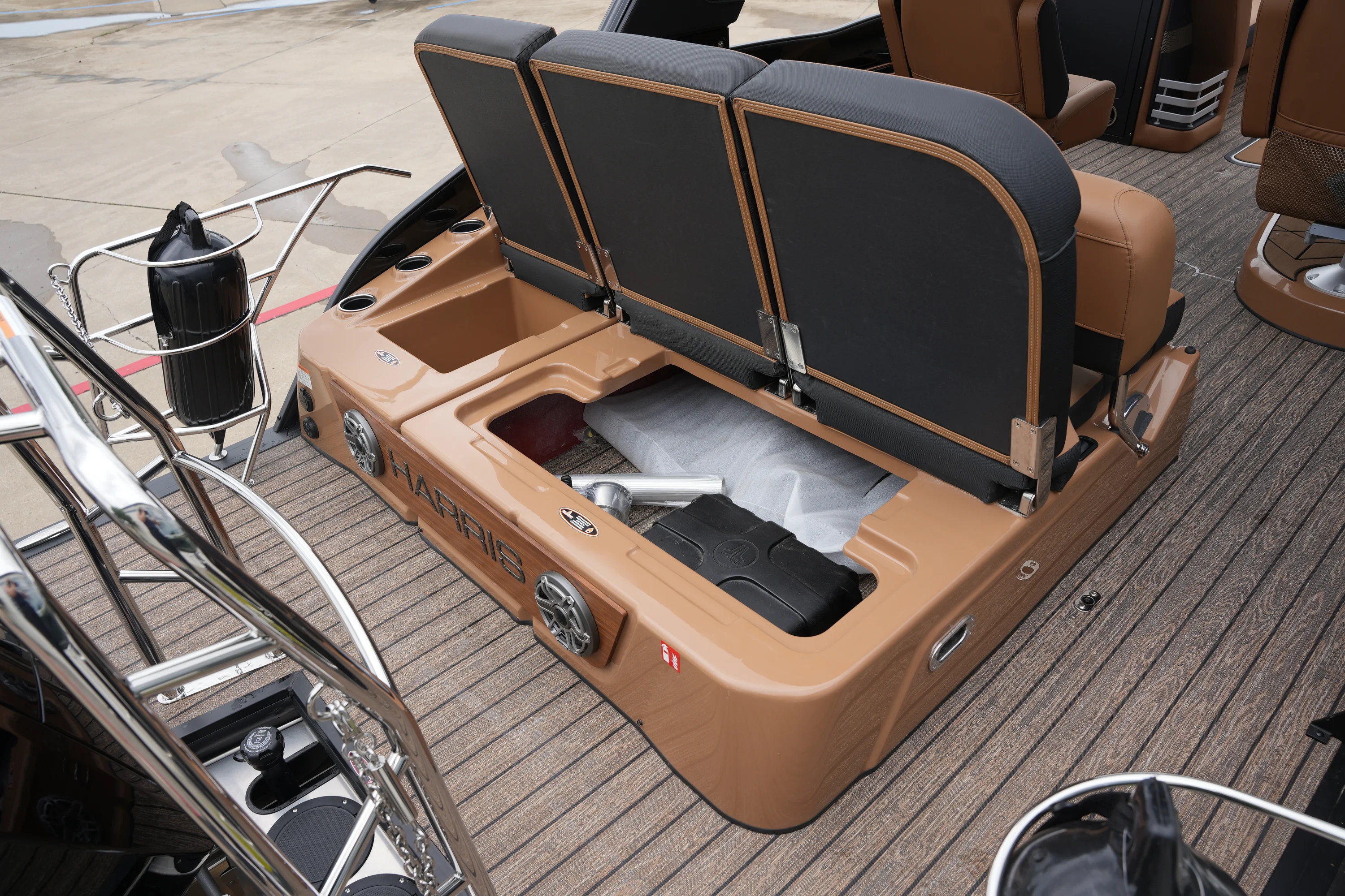 2026 Harris Grand Mariner 250 Image Thumbnail #12