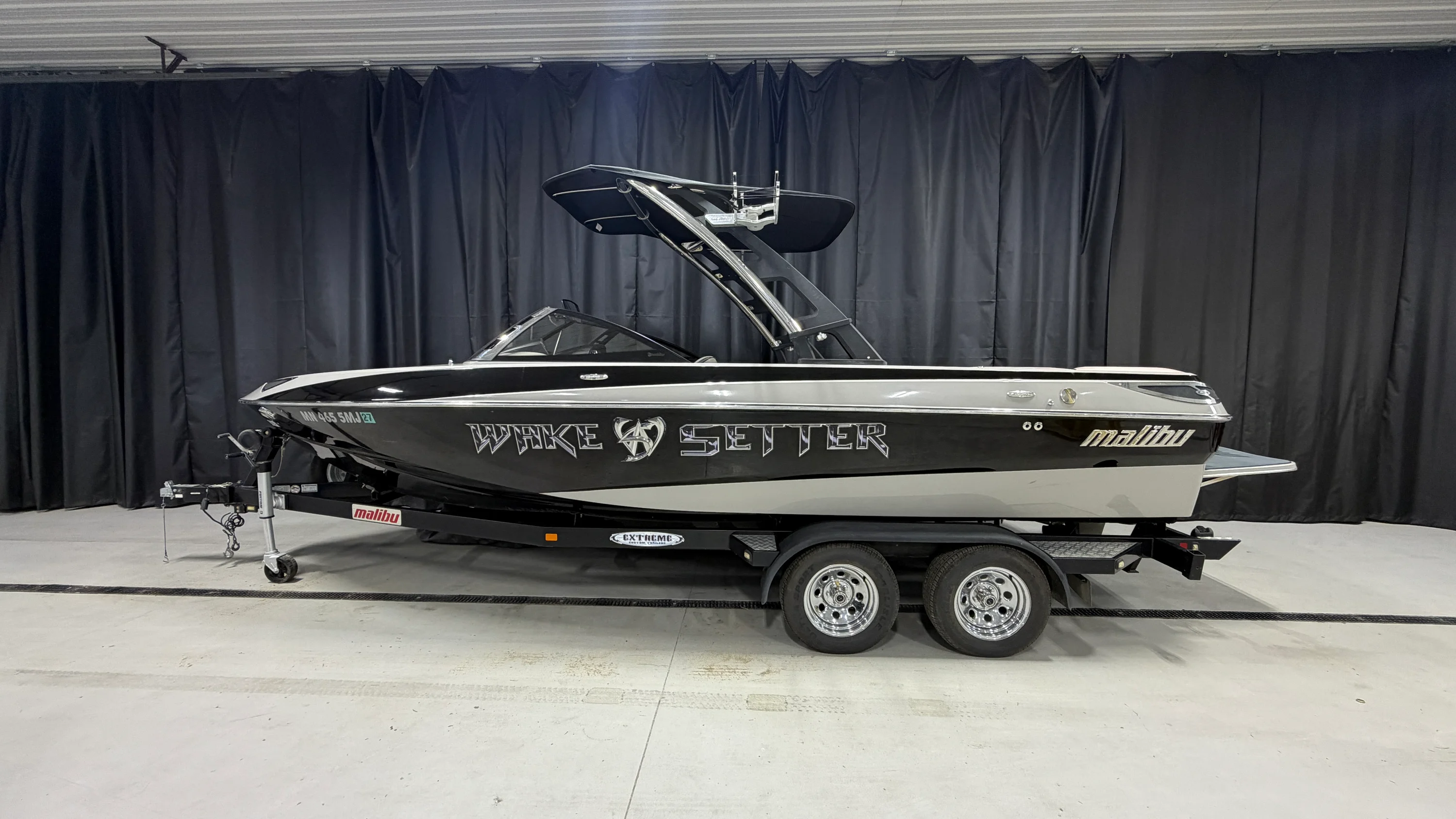 2010 Malibu WAKESETTER 23 LSV Image Thumbnail #0