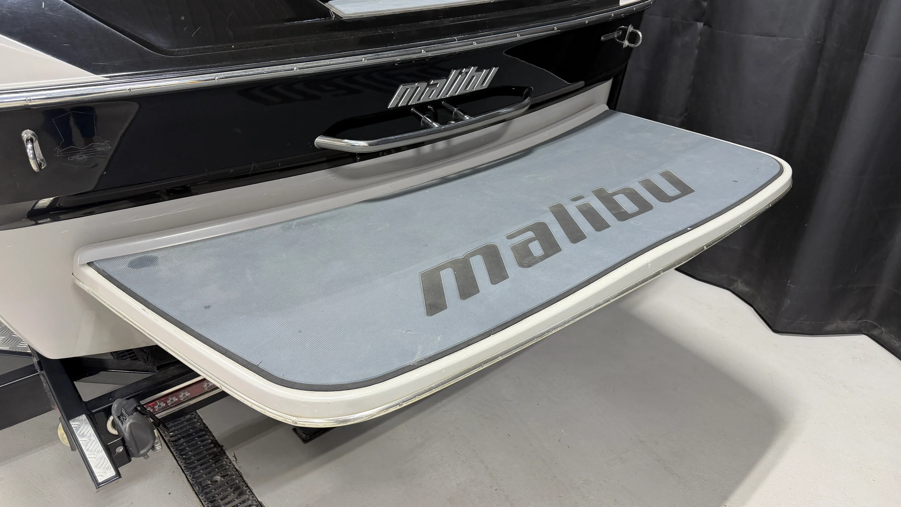 2010 Malibu WAKESETTER 23 LSV Image Thumbnail #8