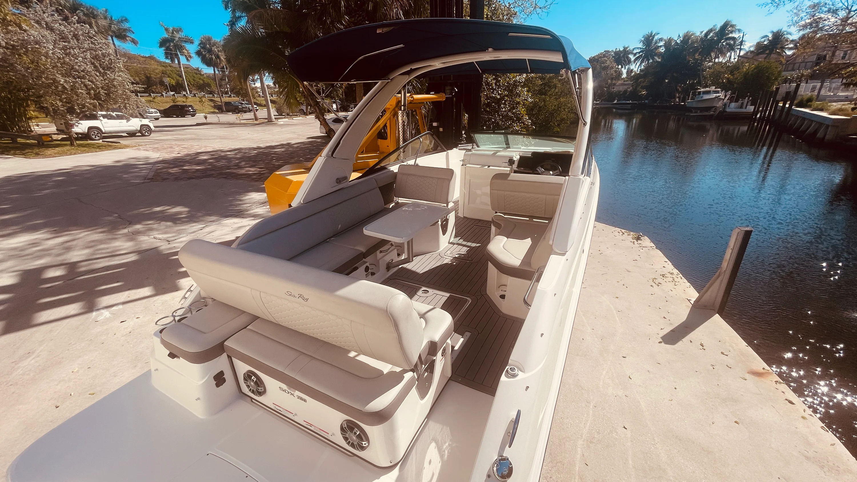 2021 Sea Ray 250 SDX OUTBOARD Image Thumbnail #35