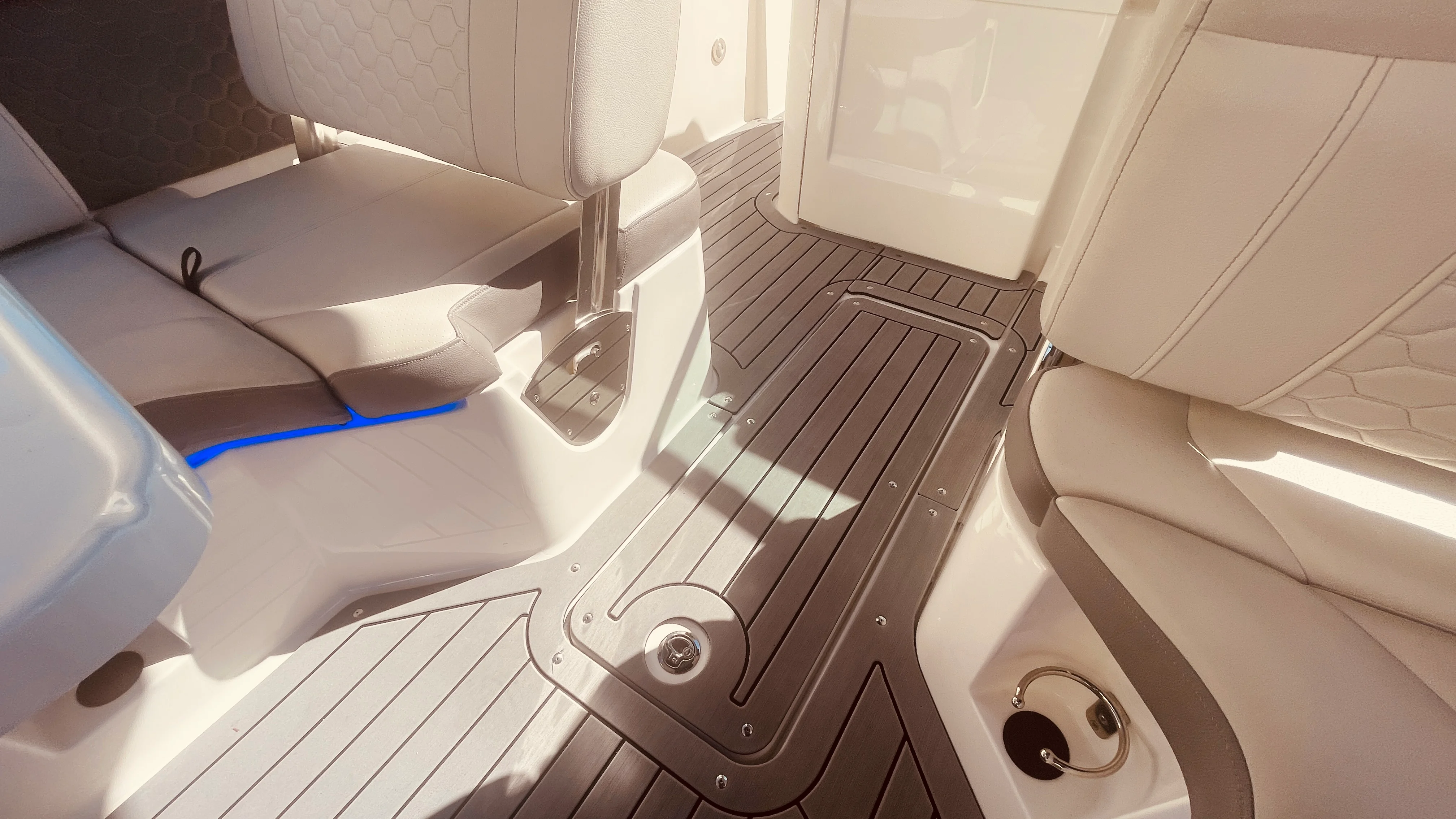 2021 Sea Ray 250 SDX OUTBOARD Image Thumbnail #44