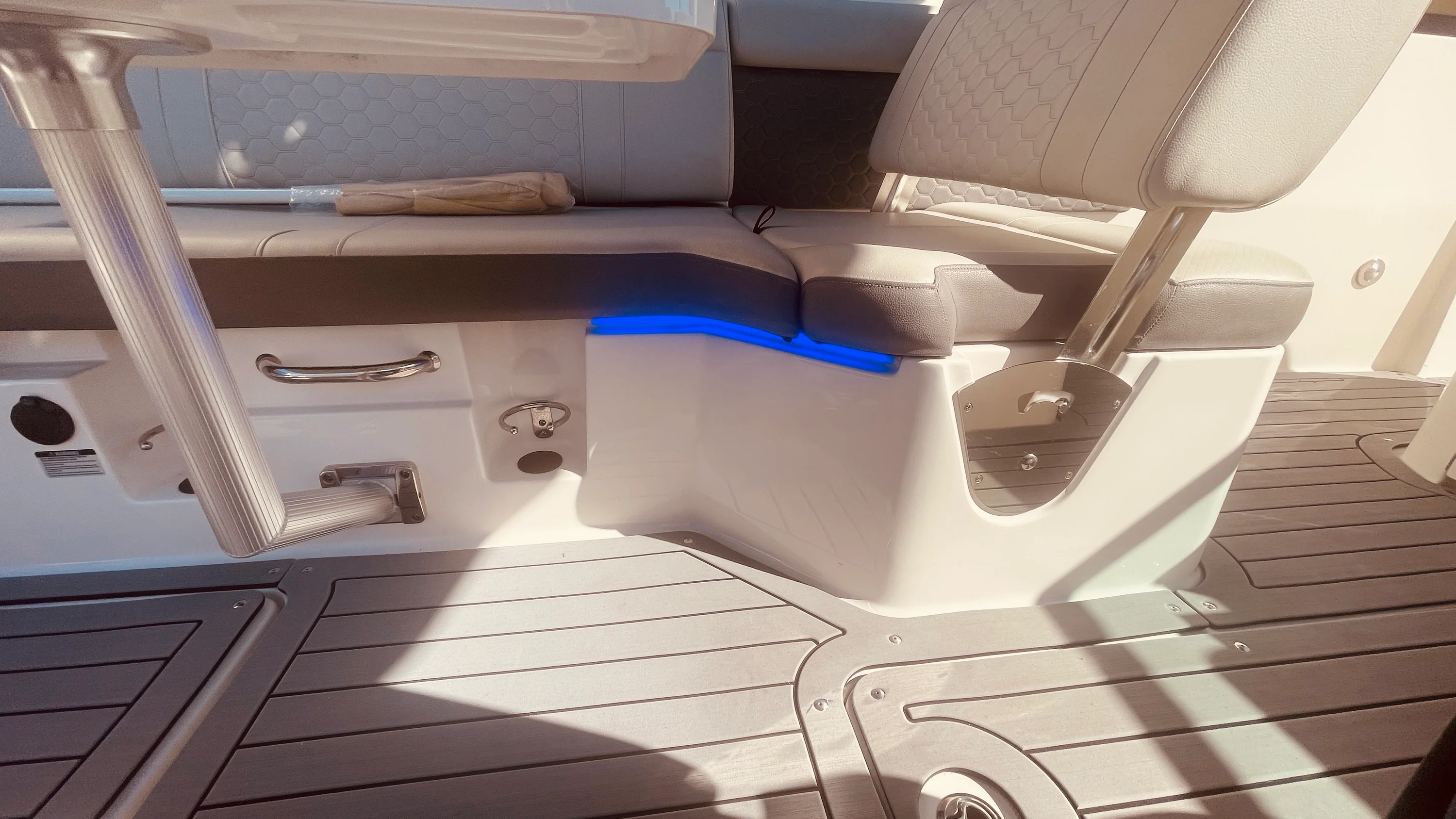 2021 Sea Ray 250 SDX OUTBOARD Image Thumbnail #37