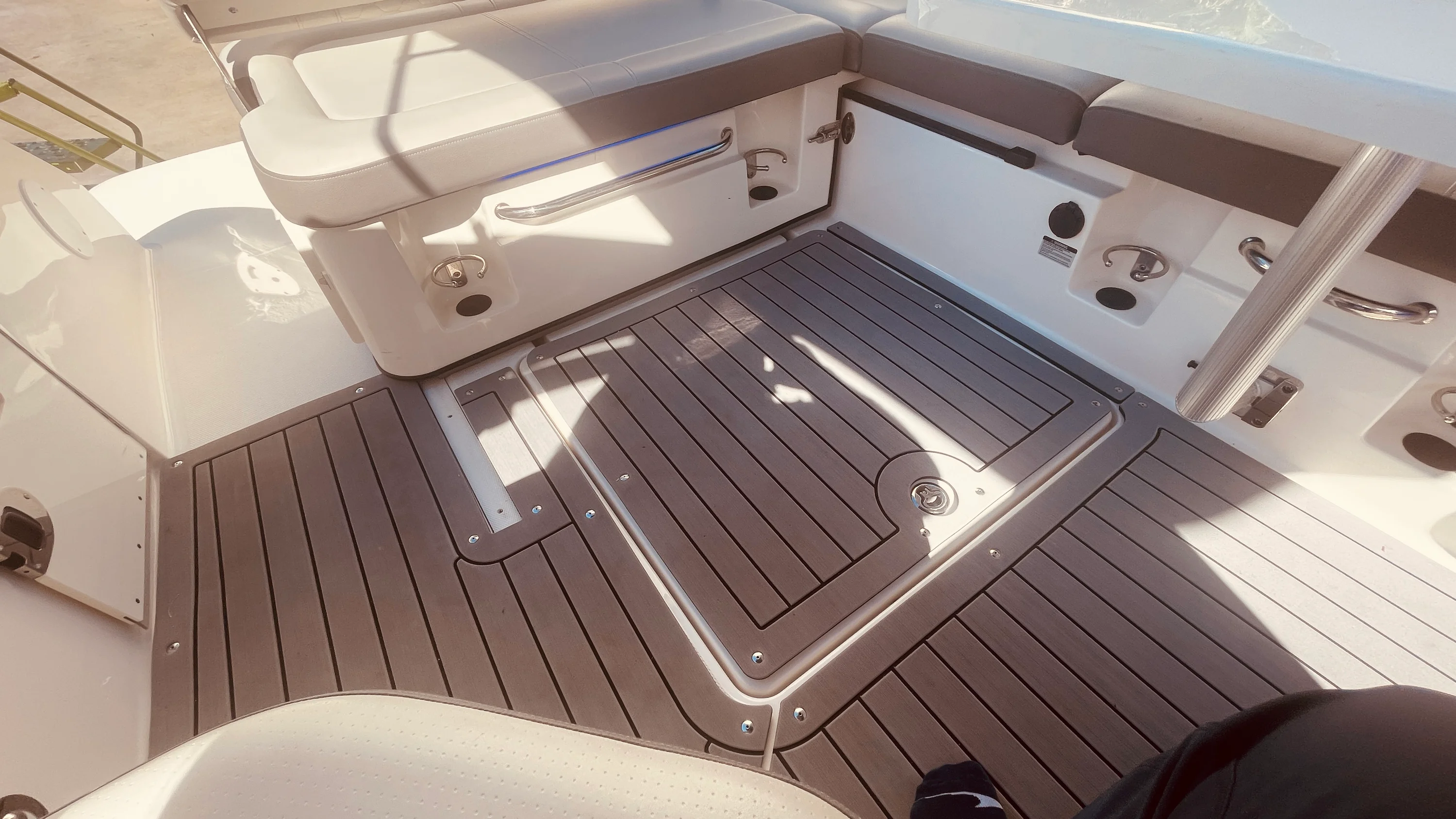 2021 Sea Ray 250 SDX OUTBOARD Image Thumbnail #42