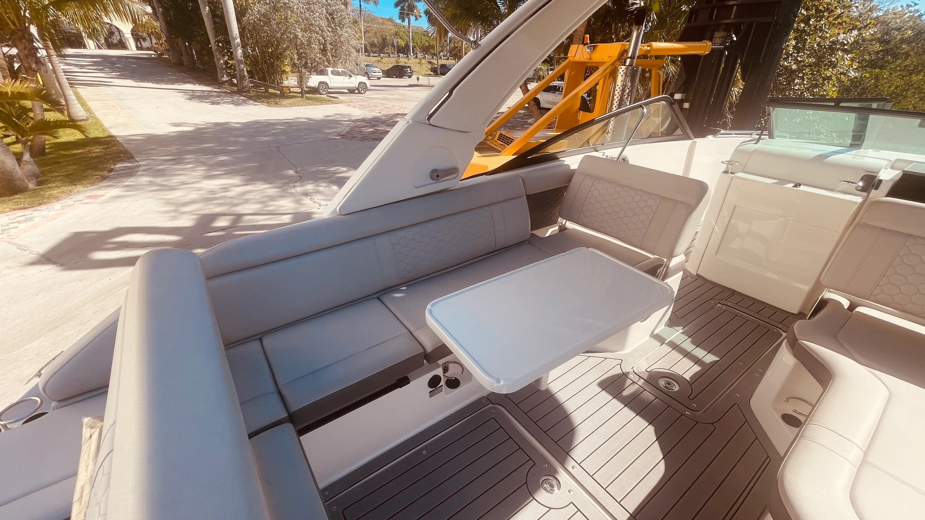 2021 Sea Ray 250 SDX OUTBOARD Image Thumbnail #23
