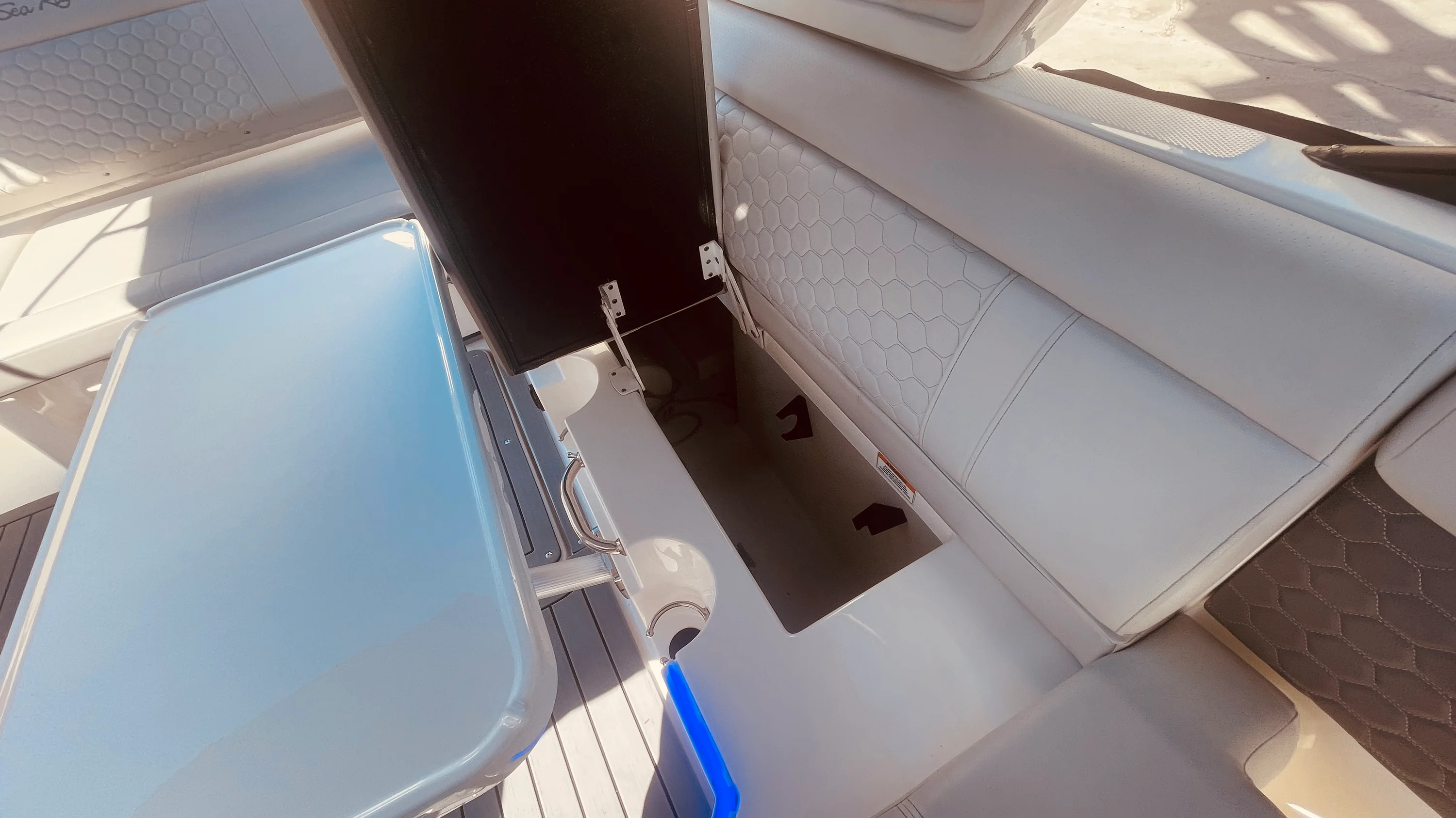 2021 Sea Ray 250 SDX OUTBOARD Image Thumbnail #46