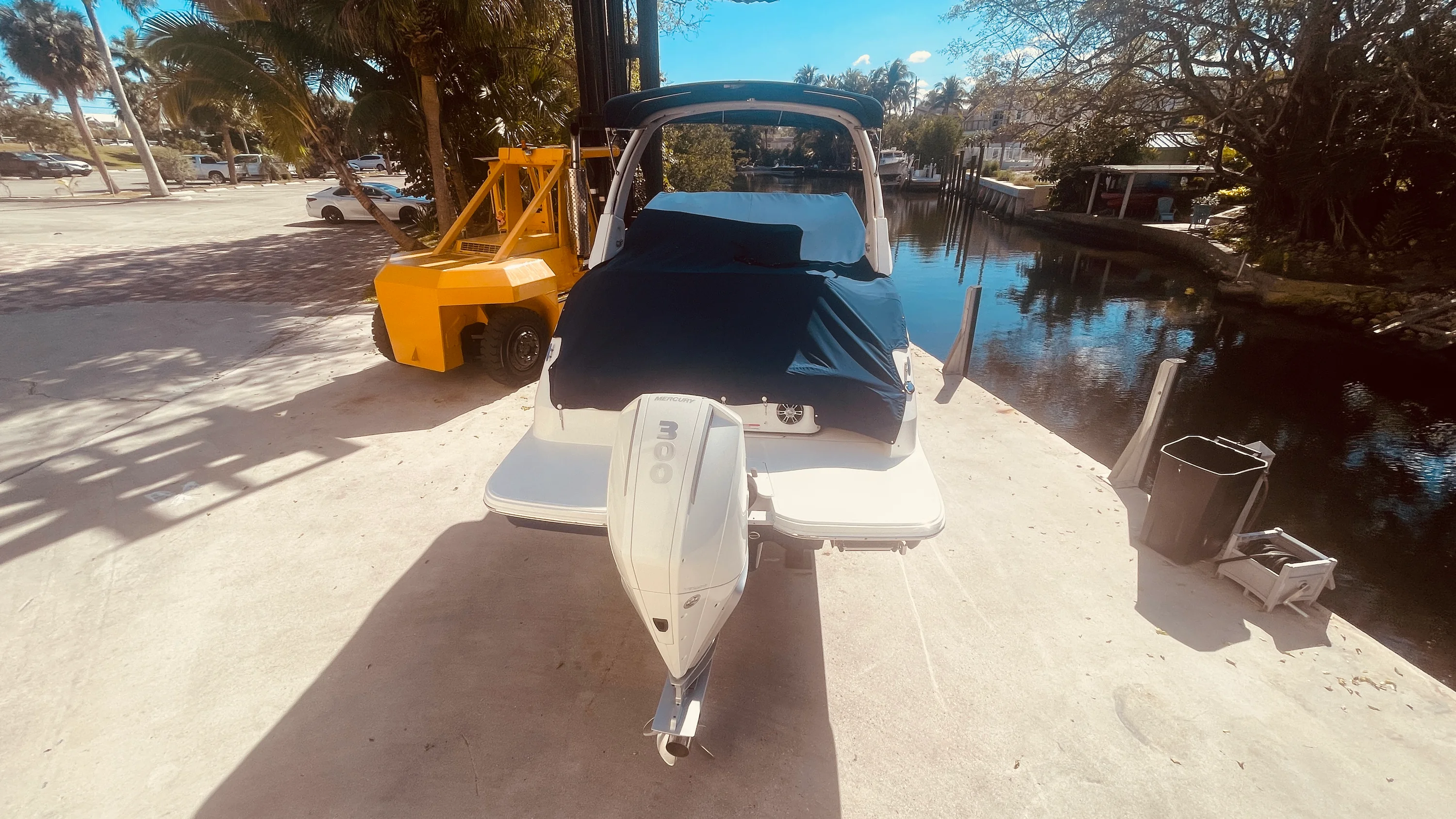 2021 Sea Ray 250 SDX OUTBOARD Image Thumbnail #6