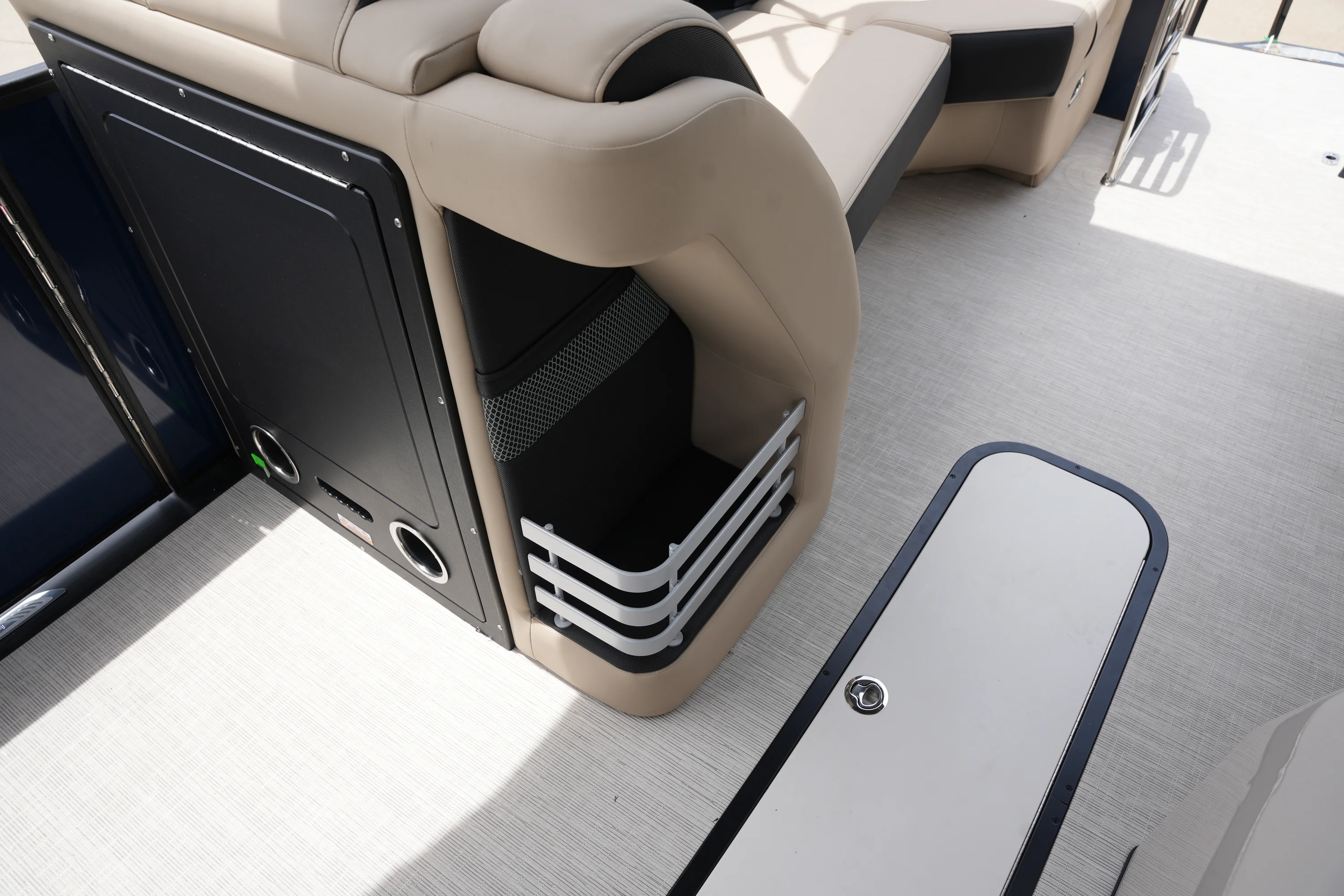 2026 Harris 230 GRAND MARINER Image Thumbnail #31