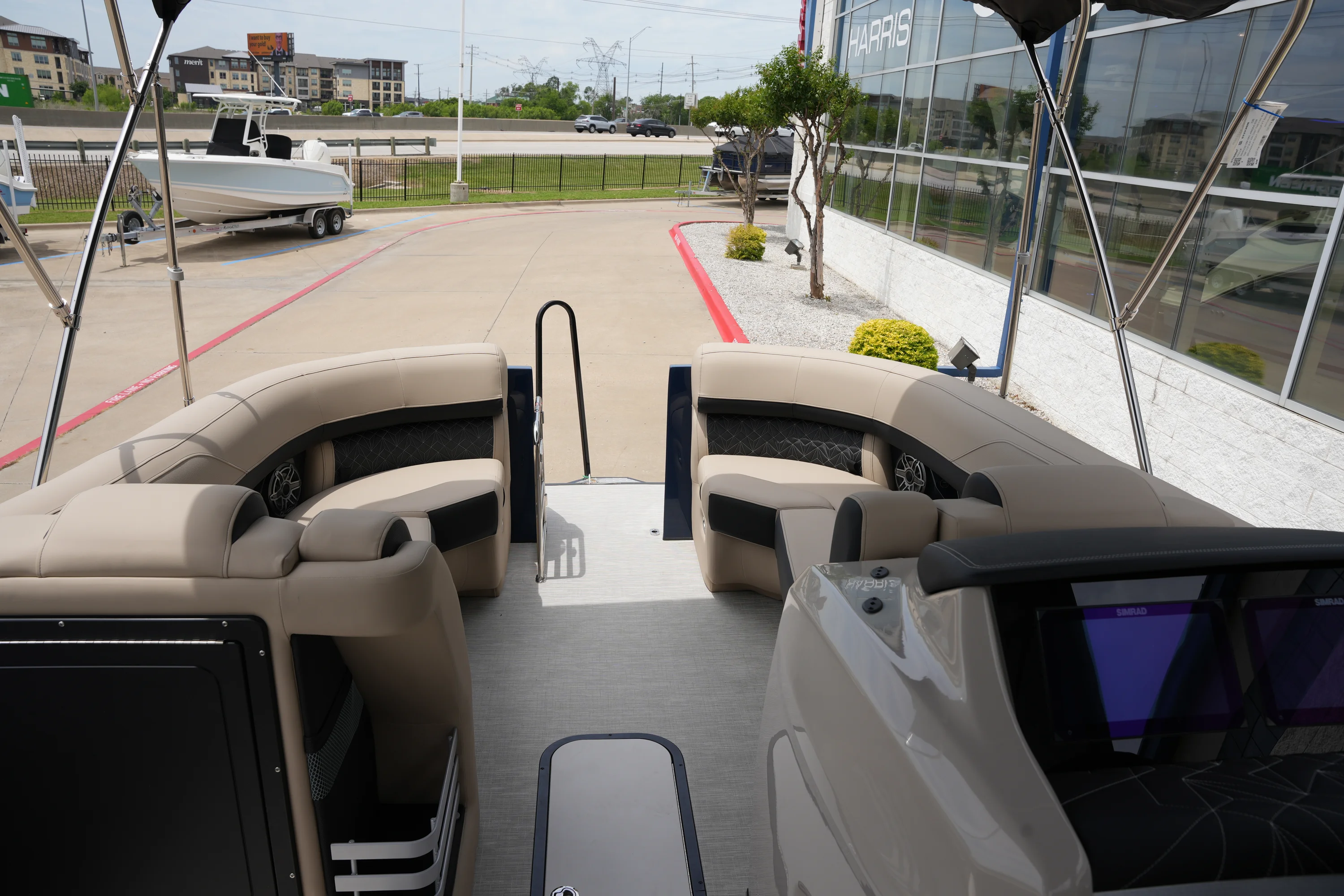 2026 Harris 230 GRAND MARINER Image Thumbnail #33