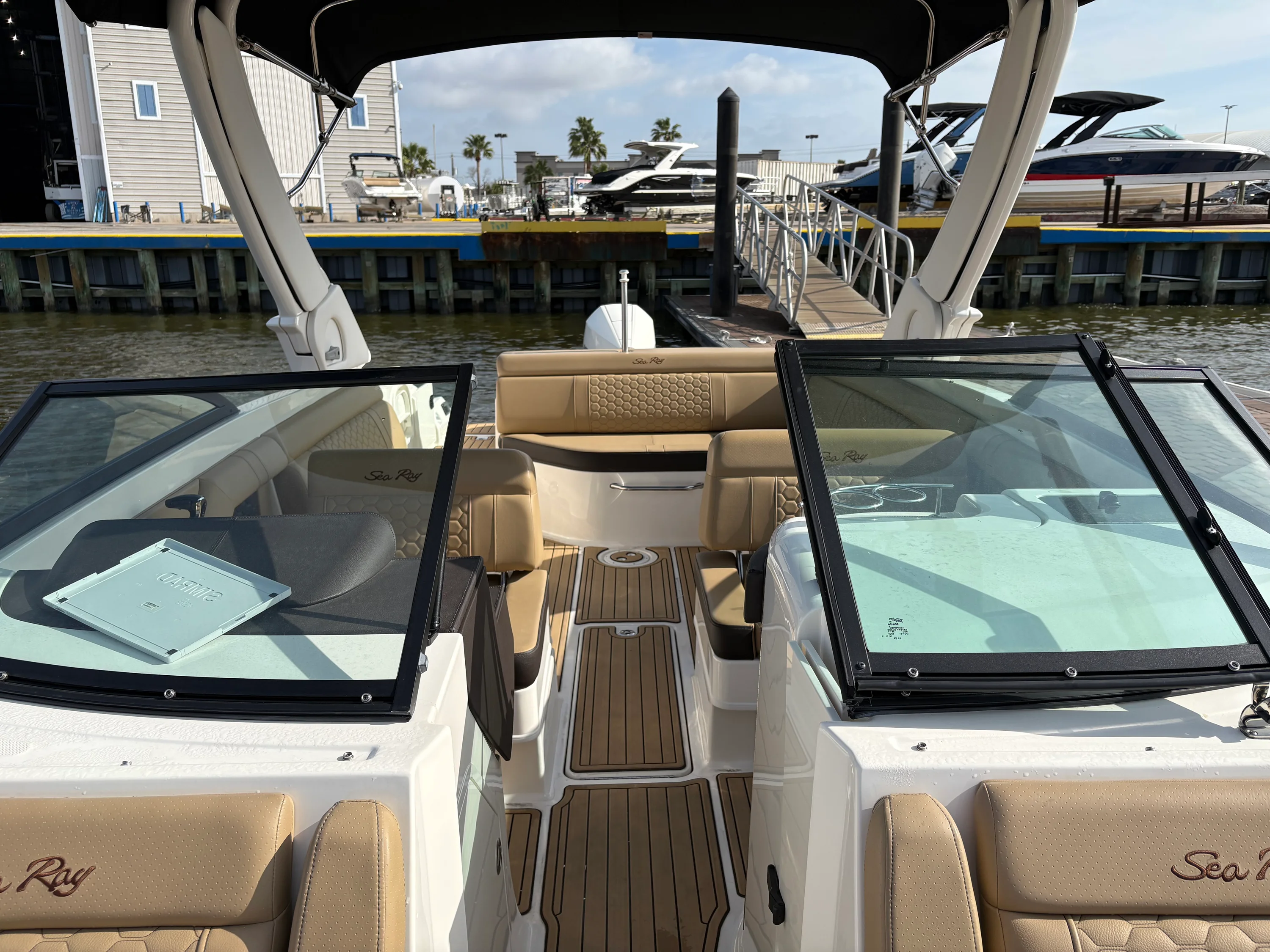 2024 Sea Ray SDX 270 Outboard Image Thumbnail #8