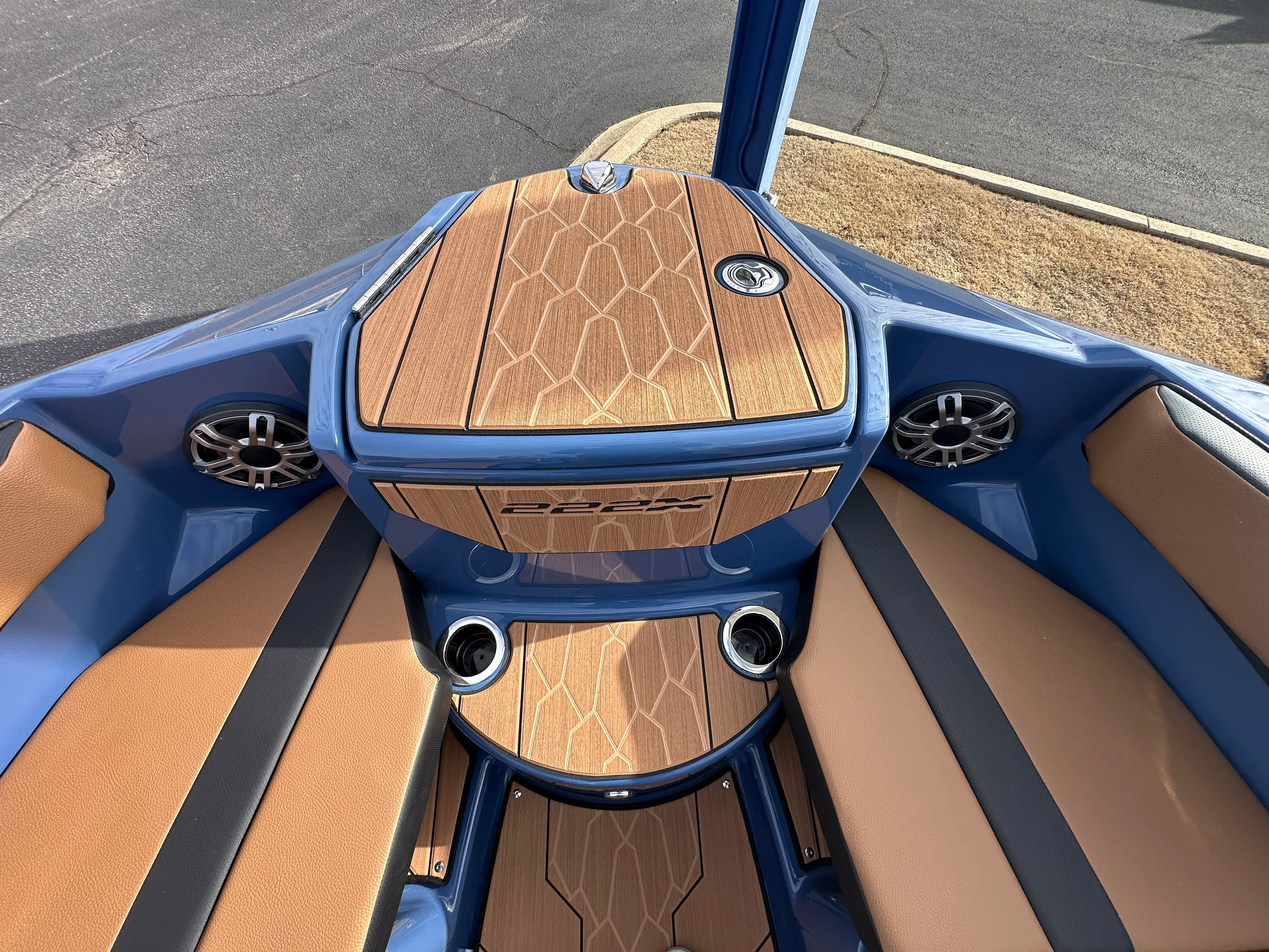 2026 Yamaha 222XD Image Thumbnail #9