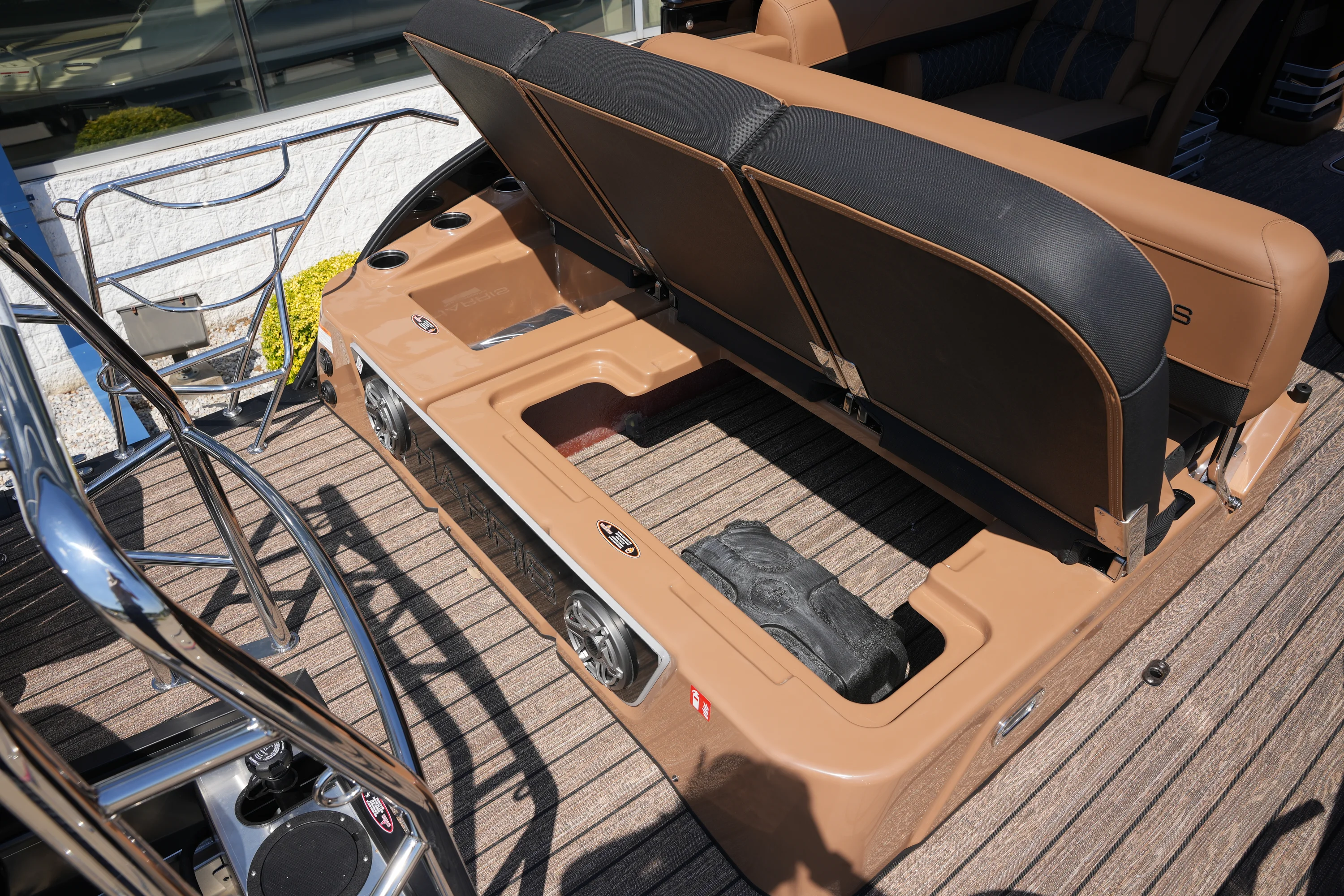 2026 Harris Grand Mariner 250 Image Thumbnail #12