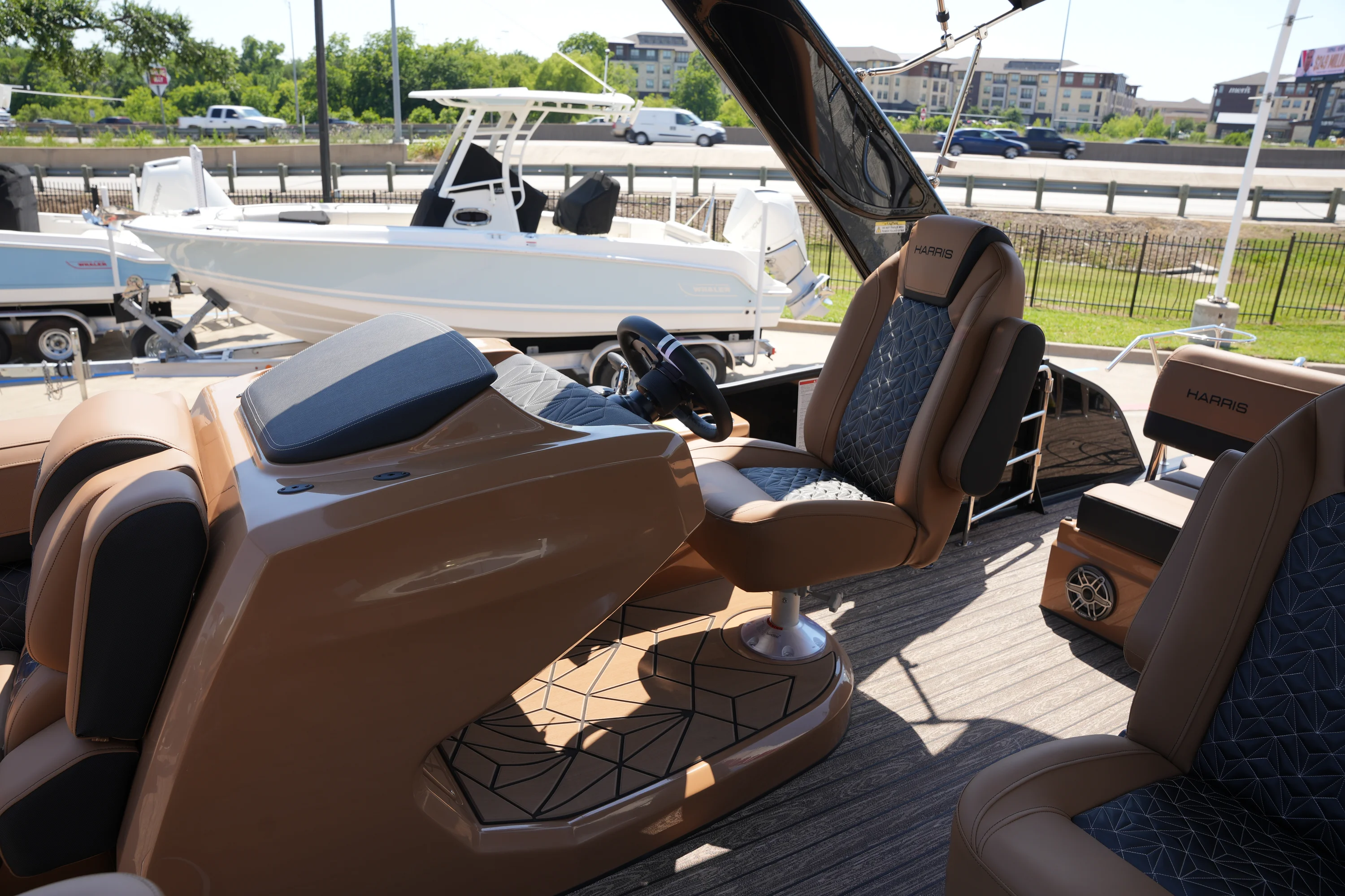 2026 Harris GRAND MARINER 250 Image Thumbnail #23