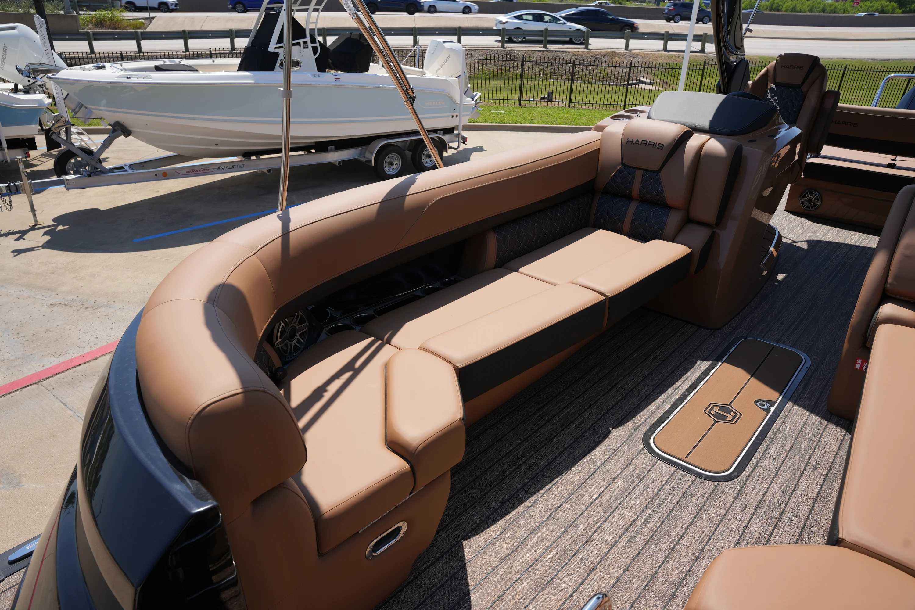 2026 Harris GRAND MARINER 250 Image Thumbnail #36
