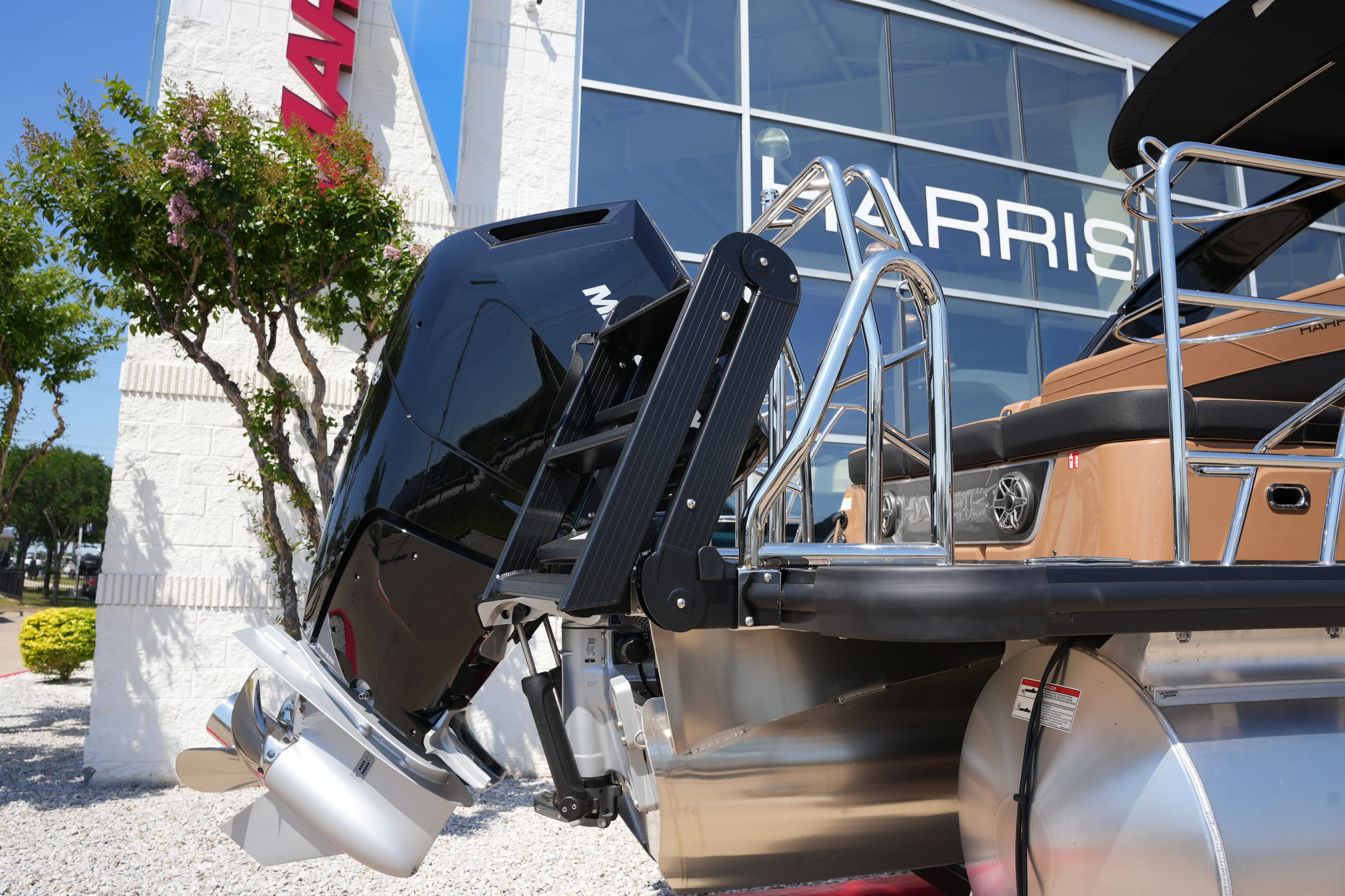 2026 Harris GRAND MARINER 250 Image Thumbnail #8