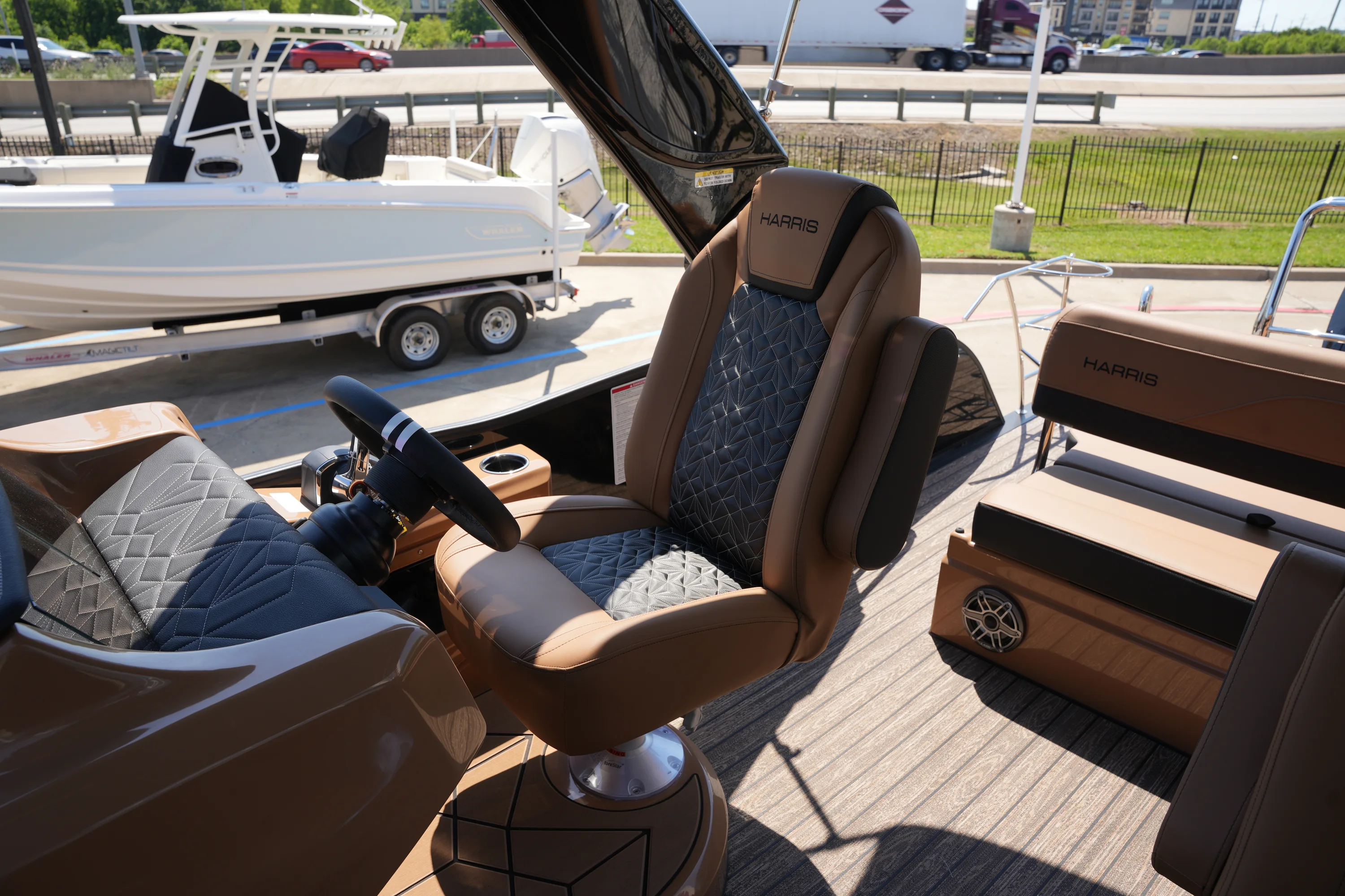2026 Harris GRAND MARINER 250 Image Thumbnail #24