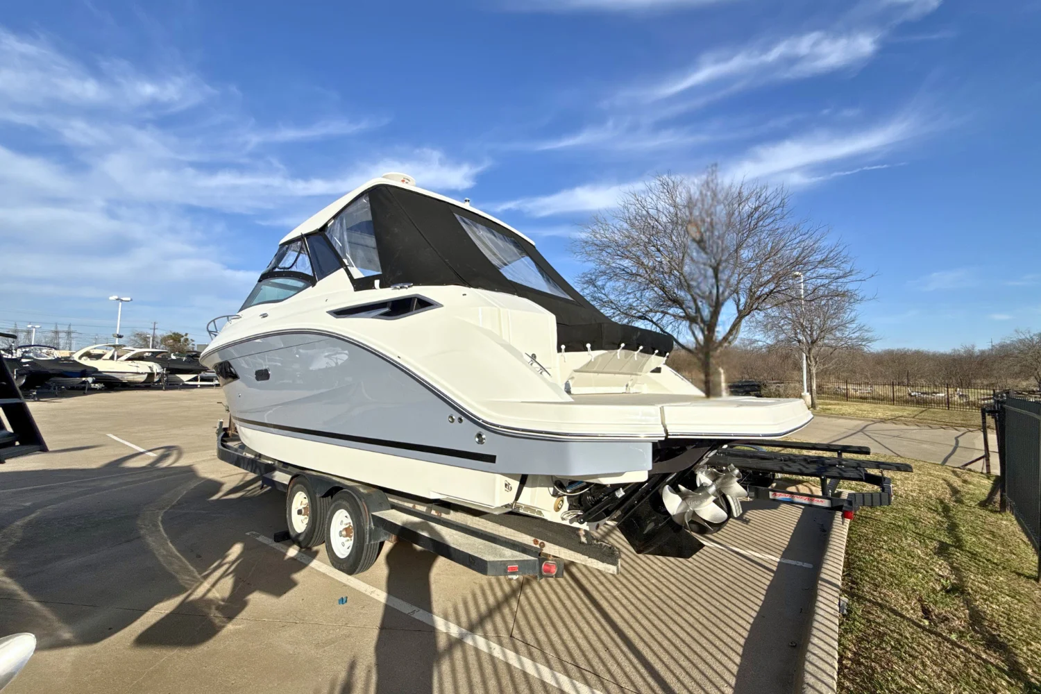 2026 Sea Ray Sundancer 320 Image Thumbnail #5