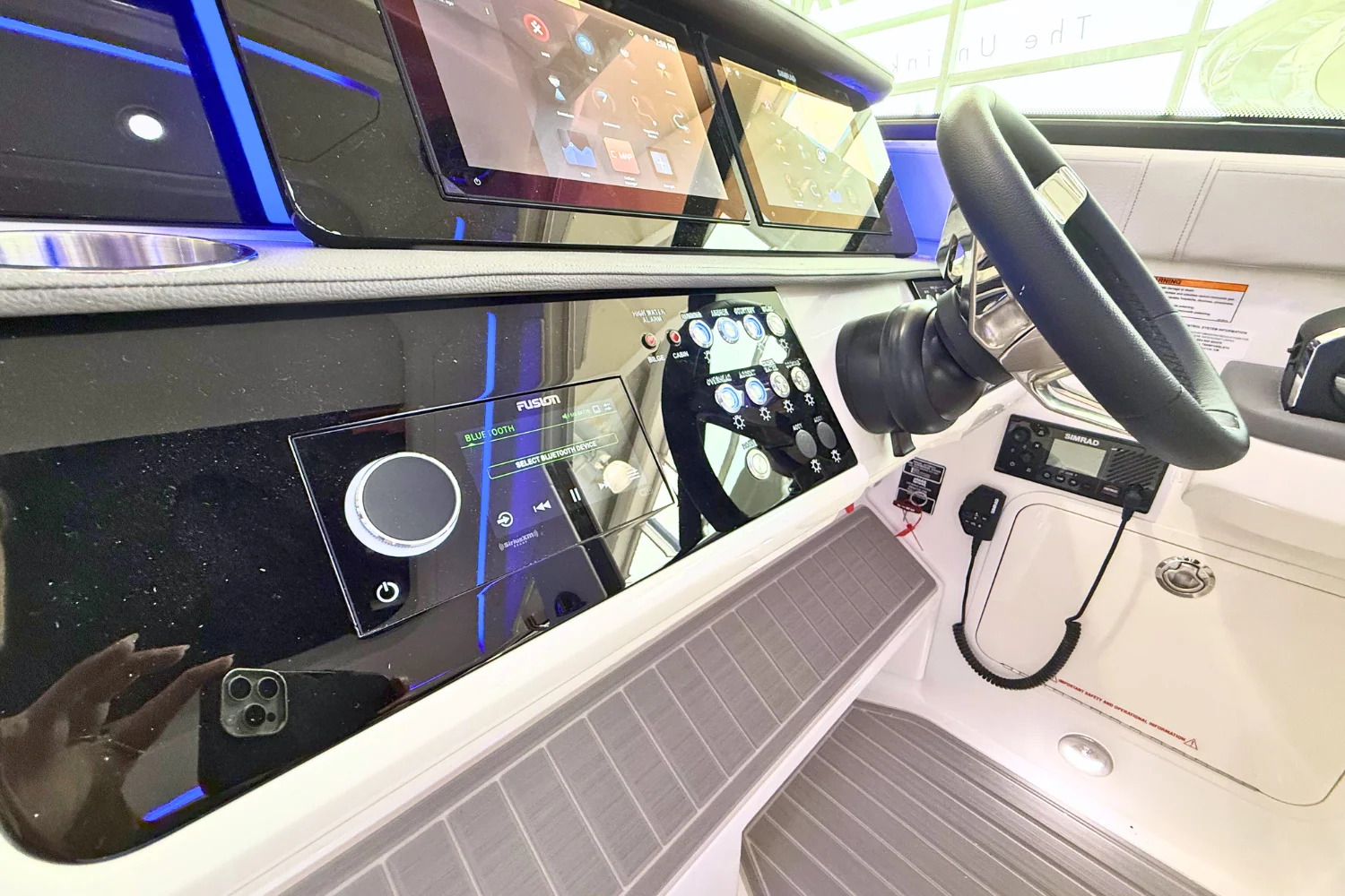 2026 Sea Ray Sundancer 320 Image Thumbnail #29