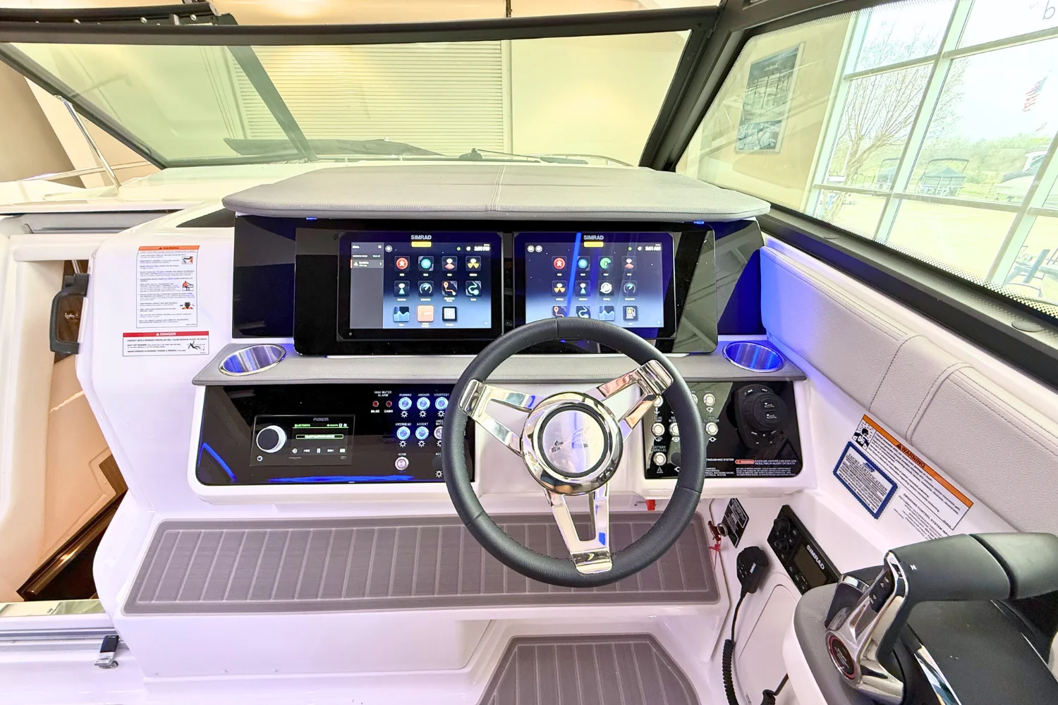 2026 Sea Ray Sundancer 320 Image Thumbnail #26