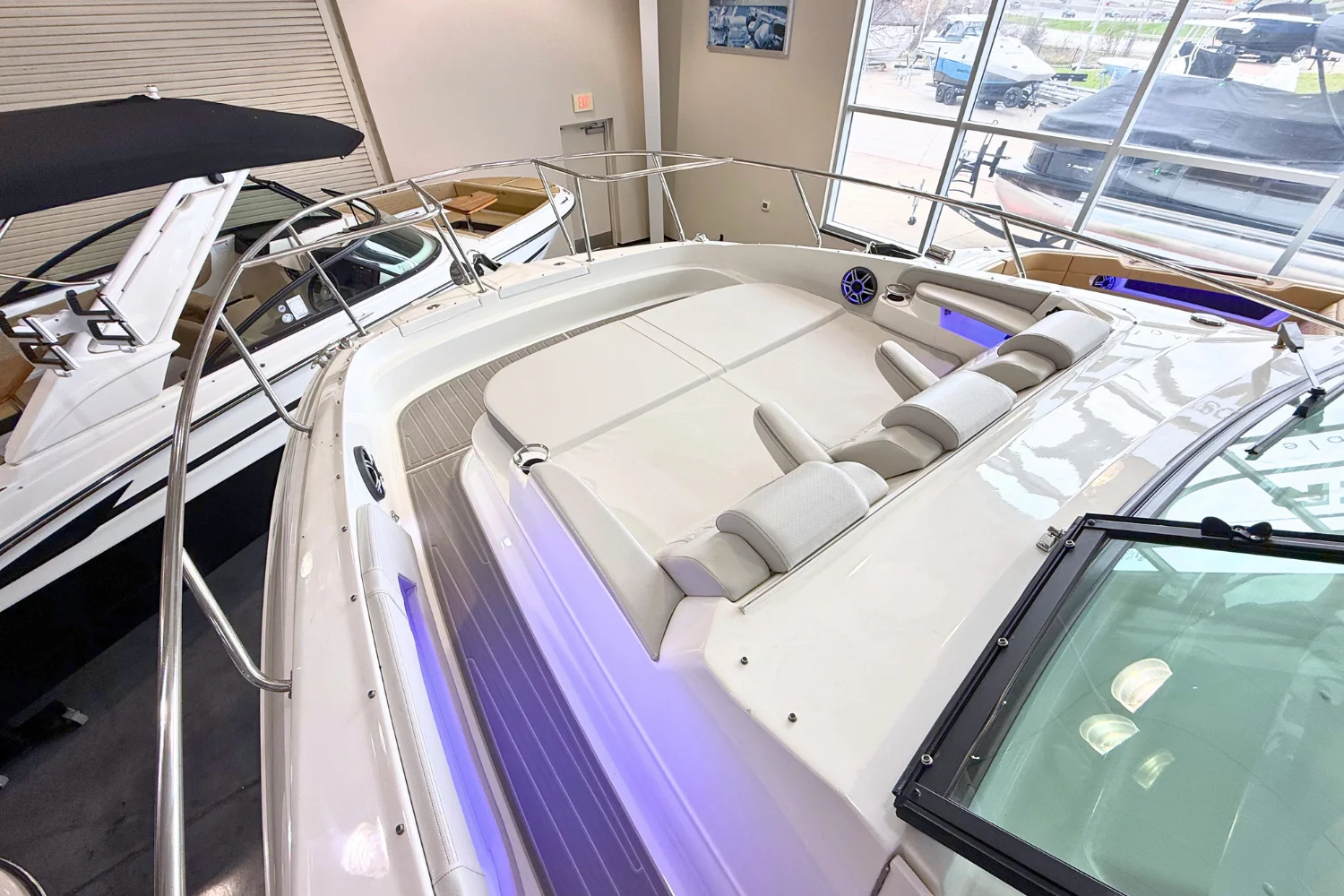 2026 Sea Ray Sundancer 320 Image Thumbnail #33