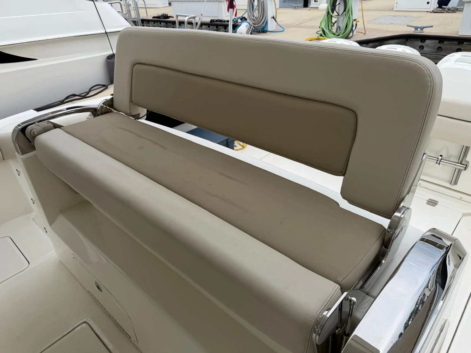 2017 Boston Whaler 420 OUTRAGE Image Thumbnail #18