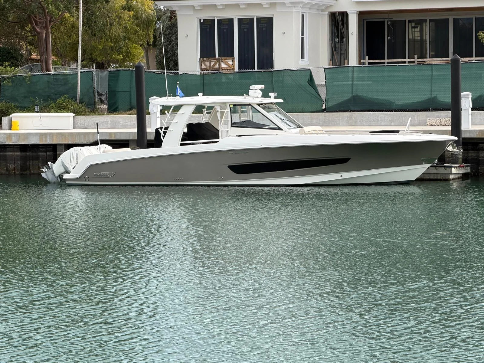 2017 Boston Whaler 420 OUTRAGE Image Thumbnail #0