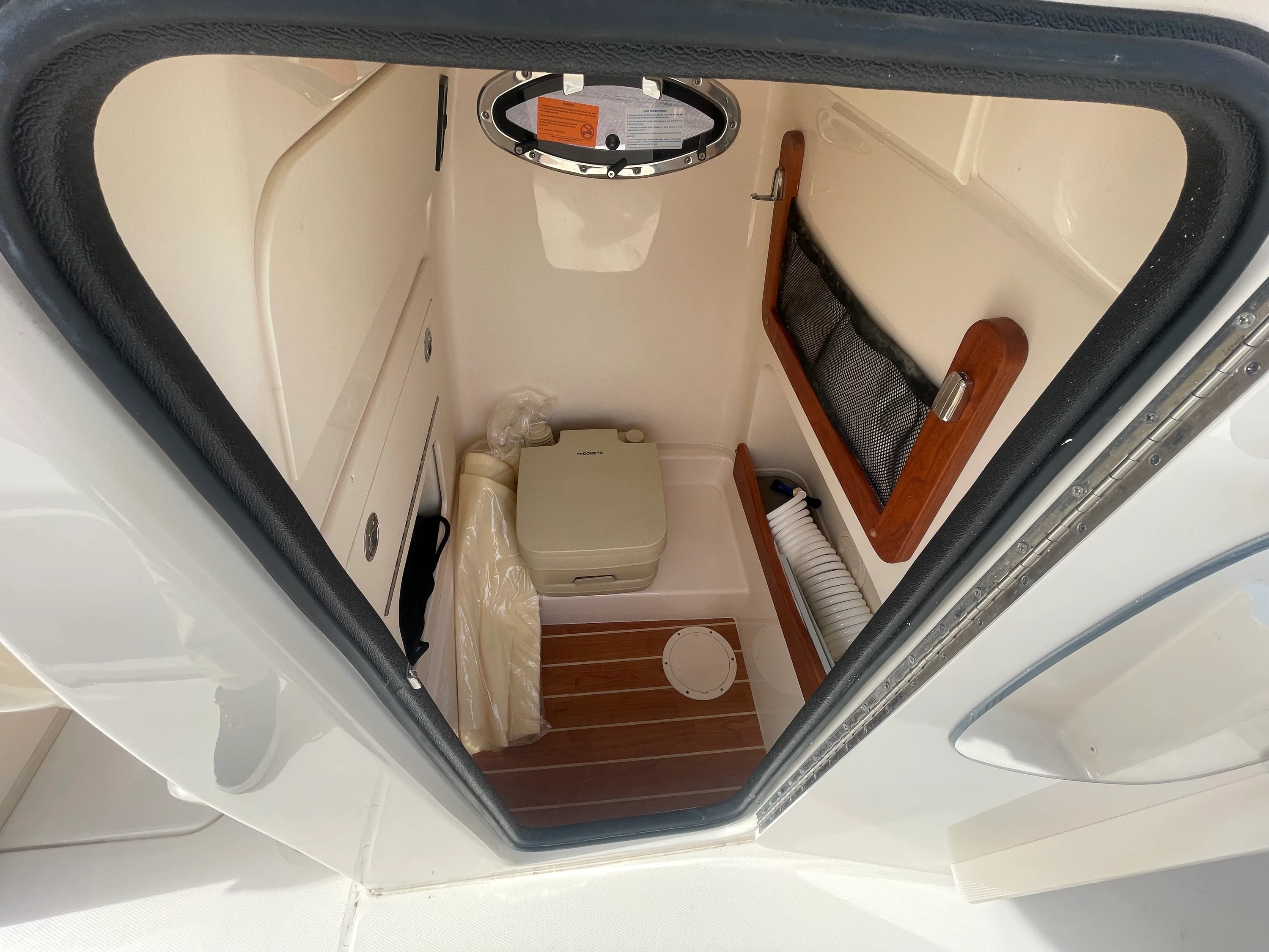 2025 Grady-White 251 COASTAL EXPLORER Image Thumbnail #30